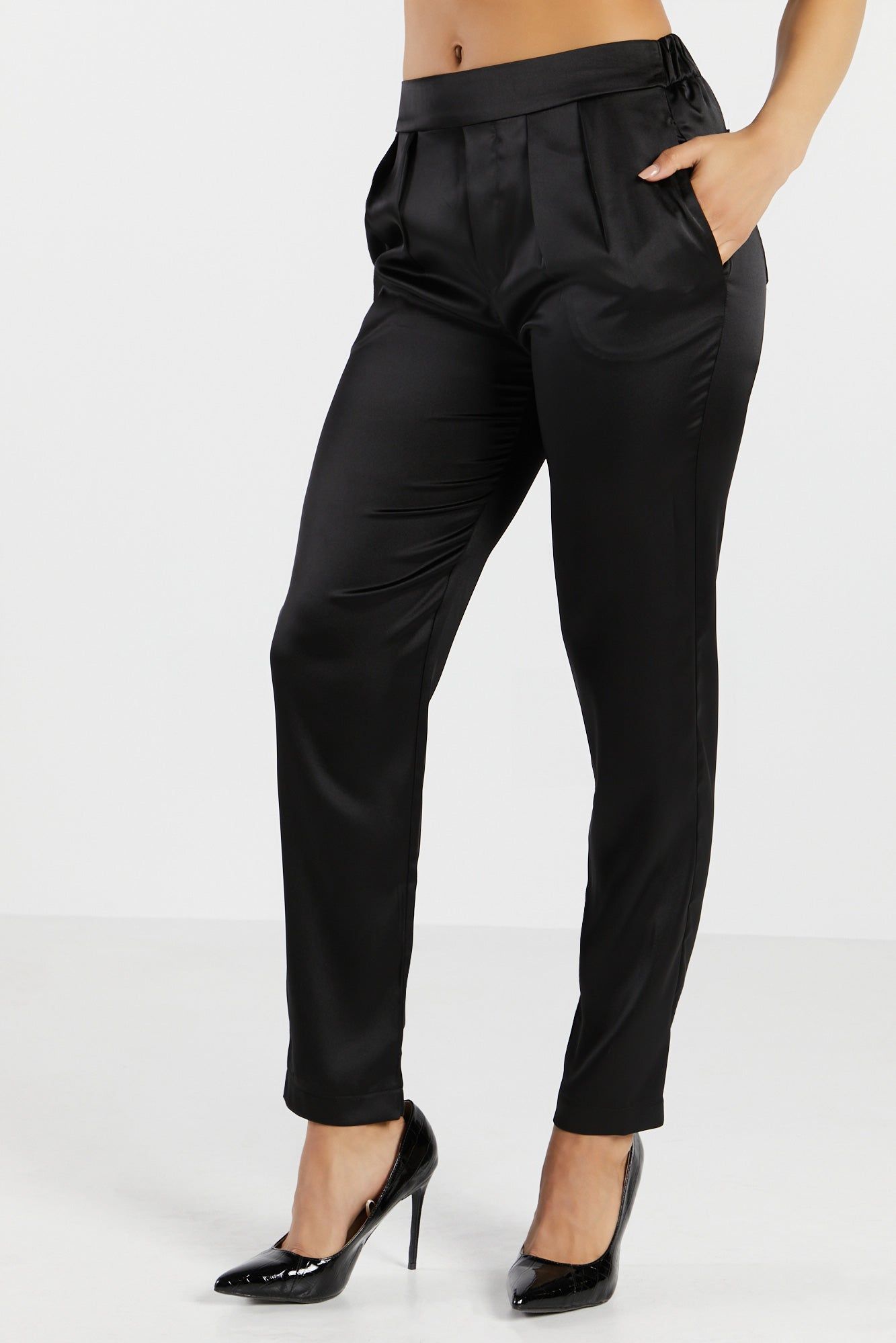 Pantalon mince mi-taille en satin sold by Urban Planet product image thumbnail 7