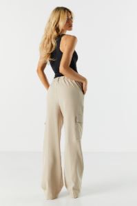 Pantalon cargo habillé sold by Urban Planet