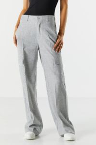 Pantalon cargo habillé sold by Urban Planet