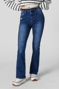 Jean à jambe évasée d'aspect usé délavé foncé sold by Urban Planet