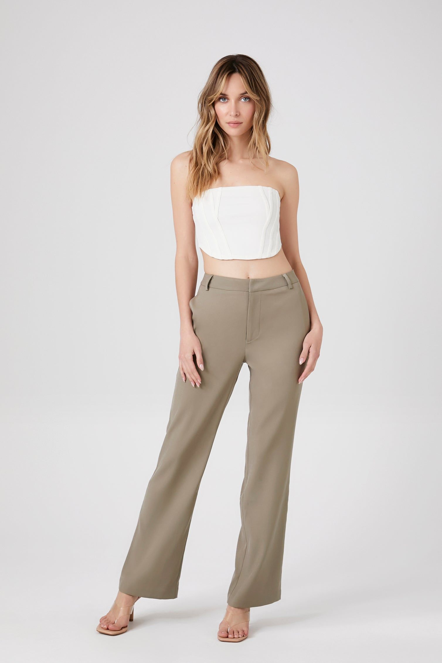 Pantalon à jambe droite et taille haute sold by Urban Planet