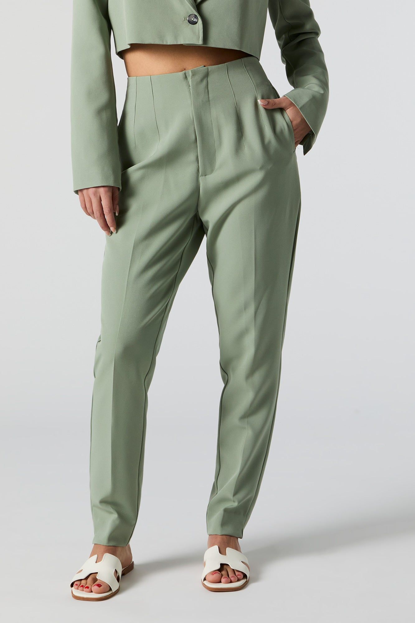 Pantalon habillé plissé mince sold by Urban Planet product image thumbnail 2