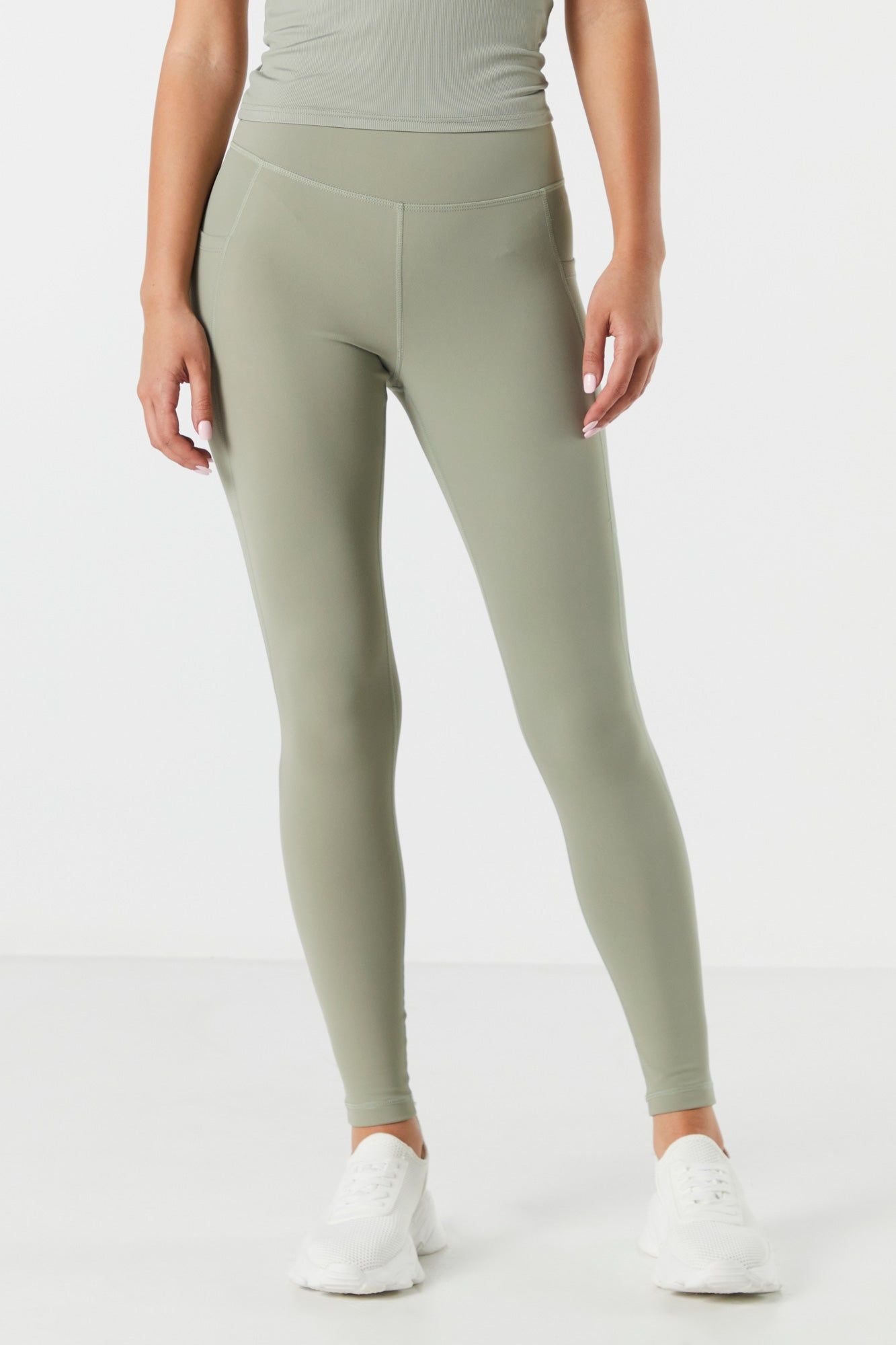 Legging Active avec poches latérales sold by Urban Planet product image thumbnail 14