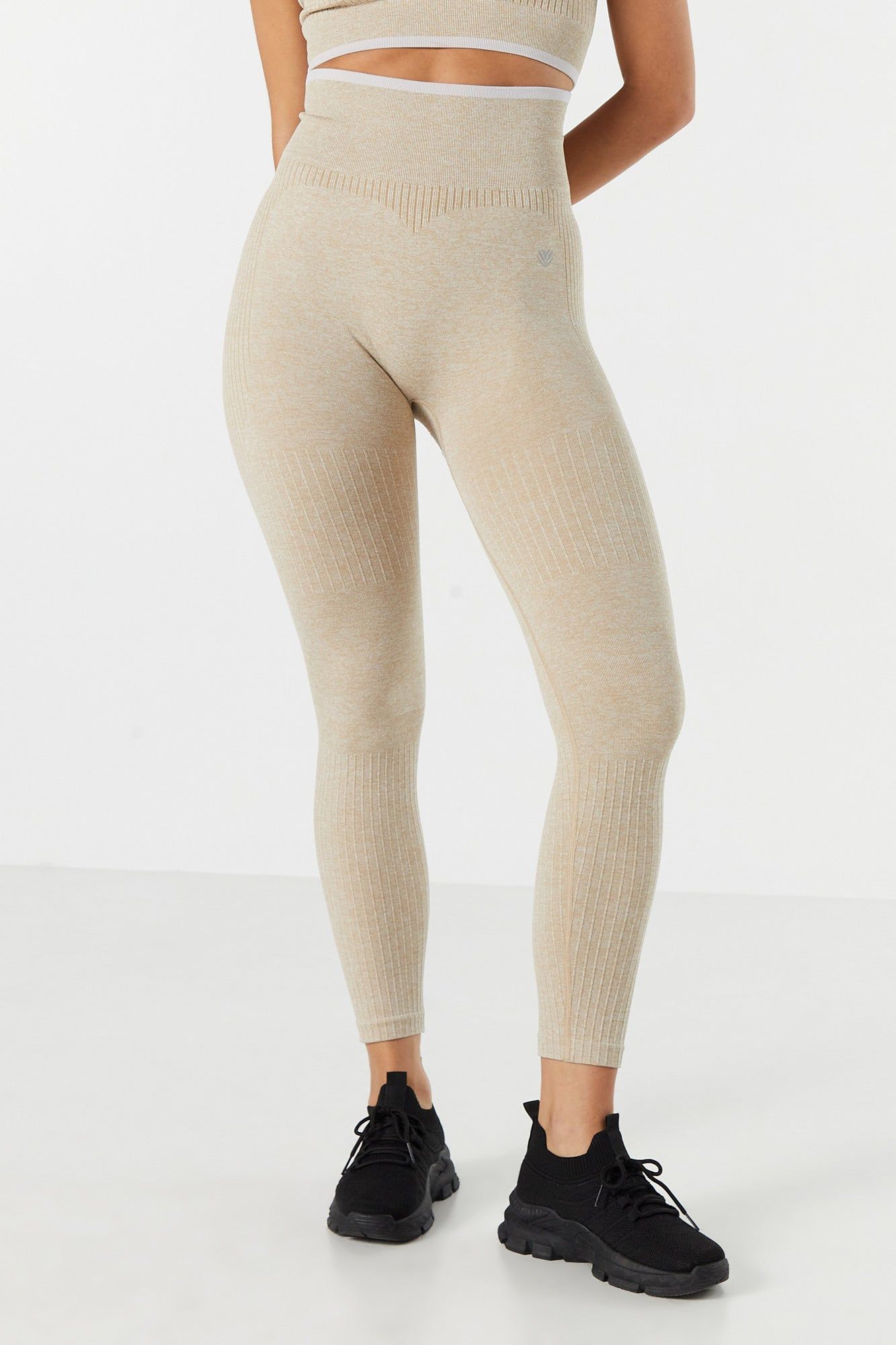 Legging Active côtelé sans couture sold by Urban Planet product image thumbnail 2