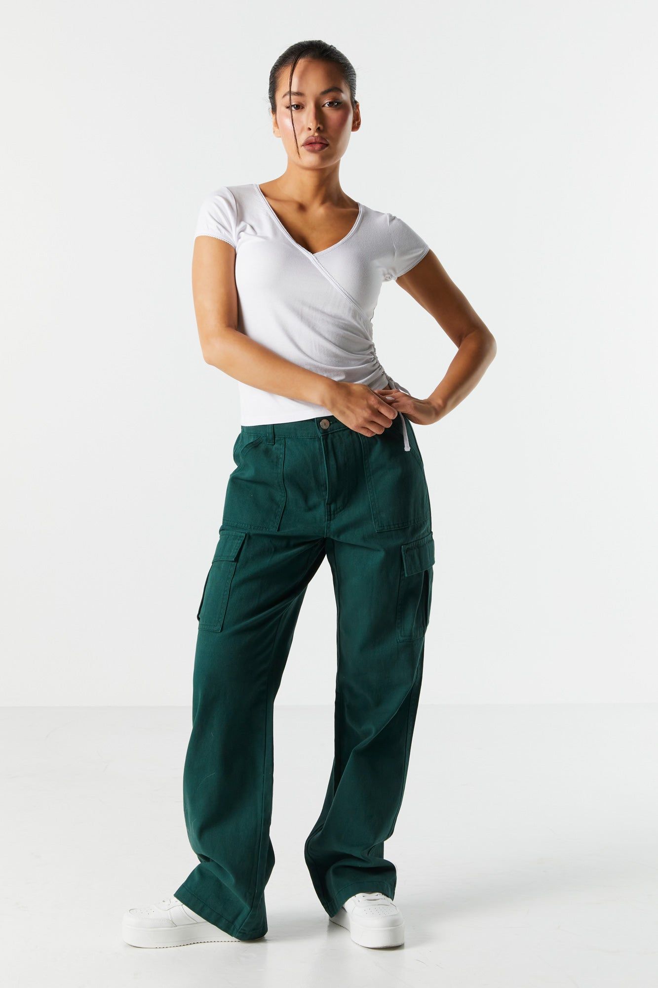 Jean cargo à jambe droite avec taille élastique sold by Urban Planet product image thumbnail 10