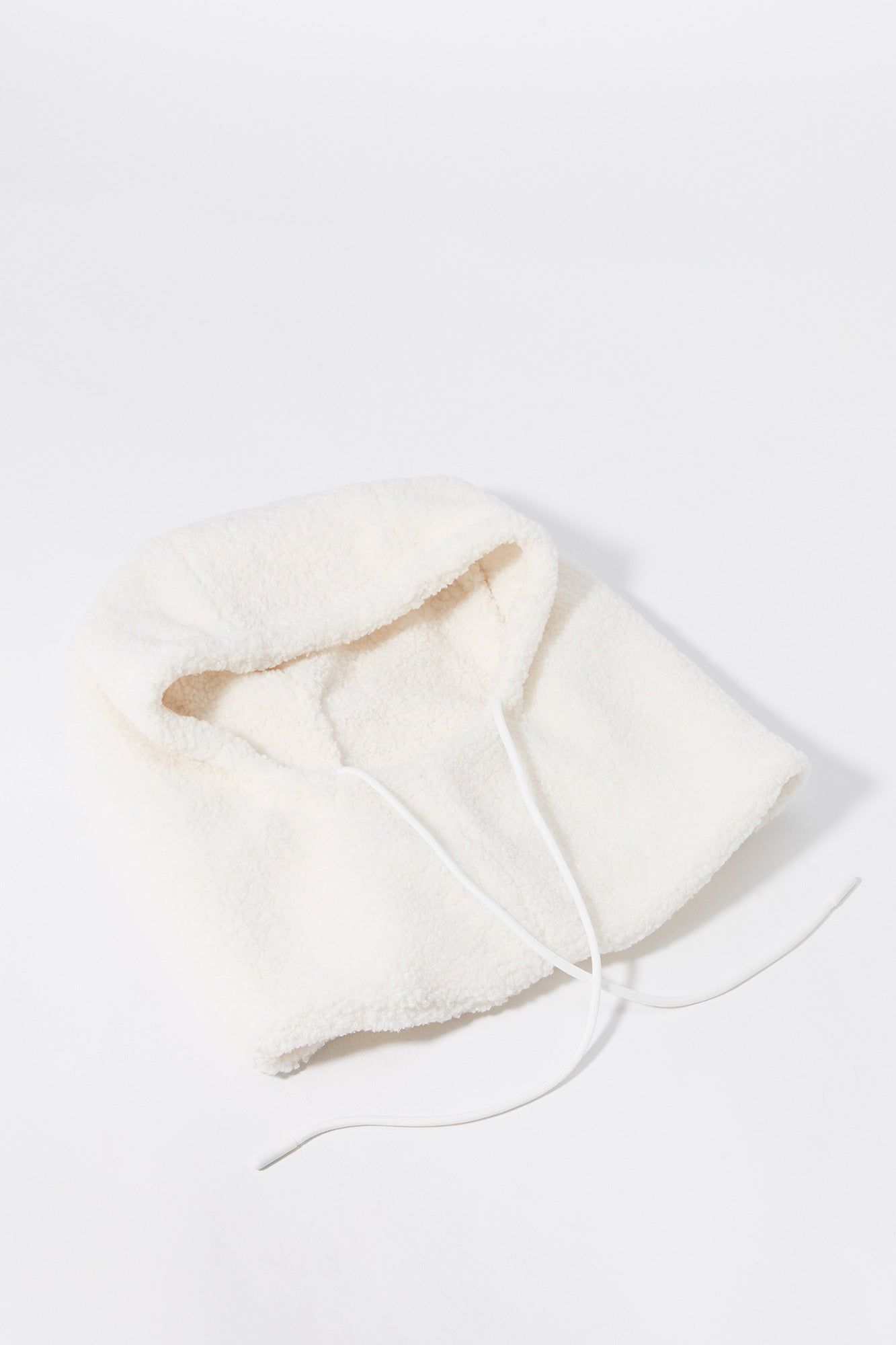 Sherpa Snood sold by Urban Planet product image thumbnail 5