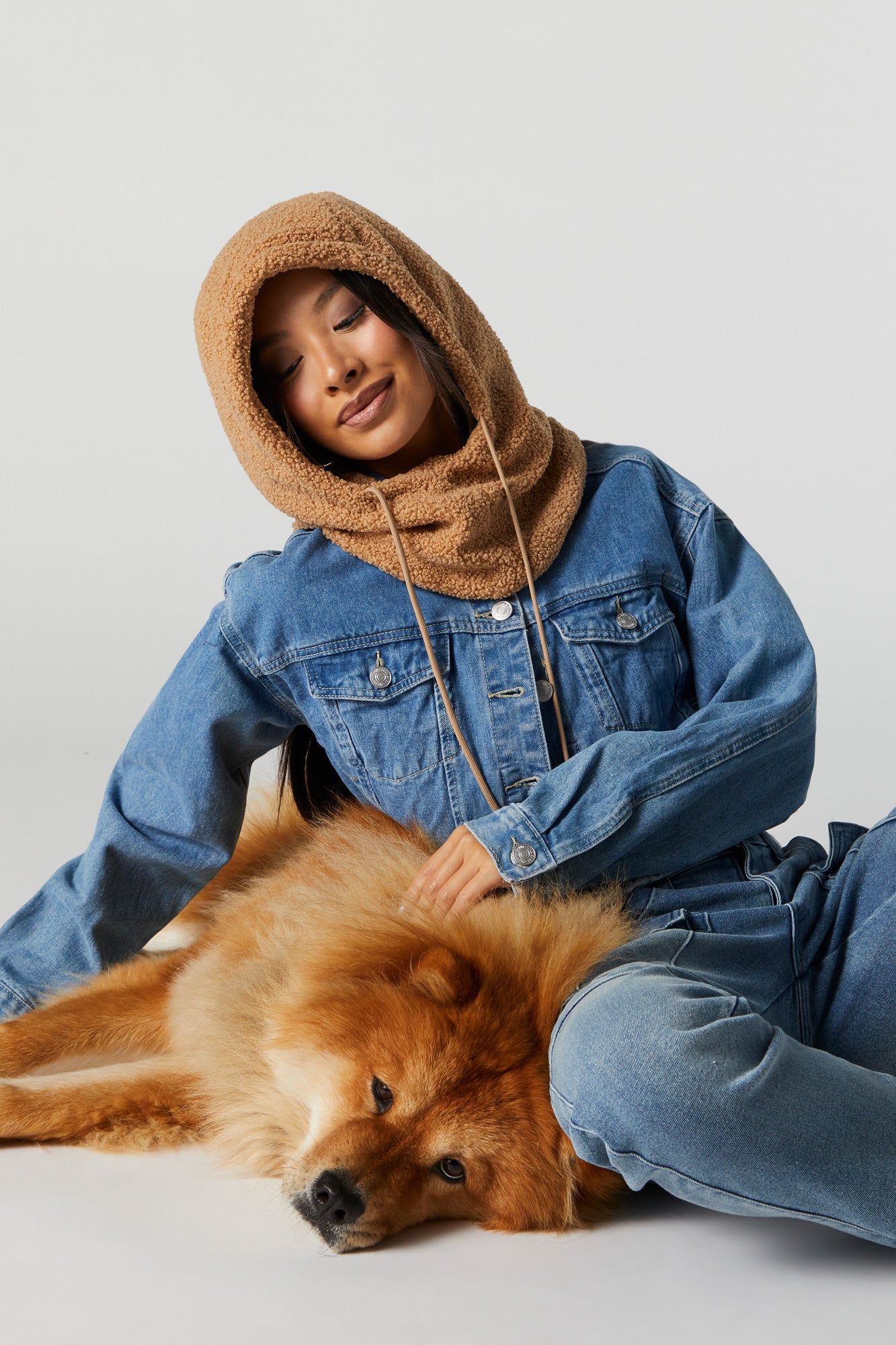 Sherpa Snood sold by Urban Planet