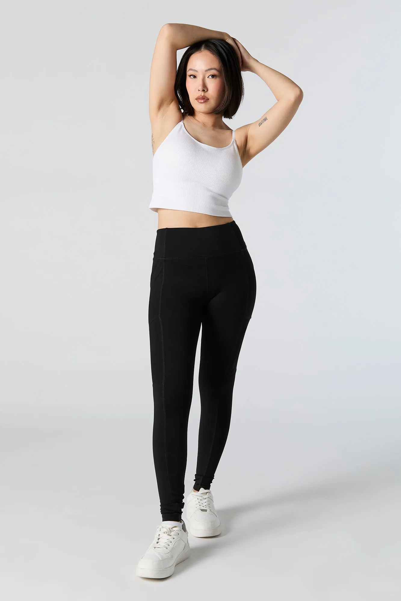 Legging Active à poches multiples avec fermeture à glissière sold by Urban Planet product image thumbnail 5
