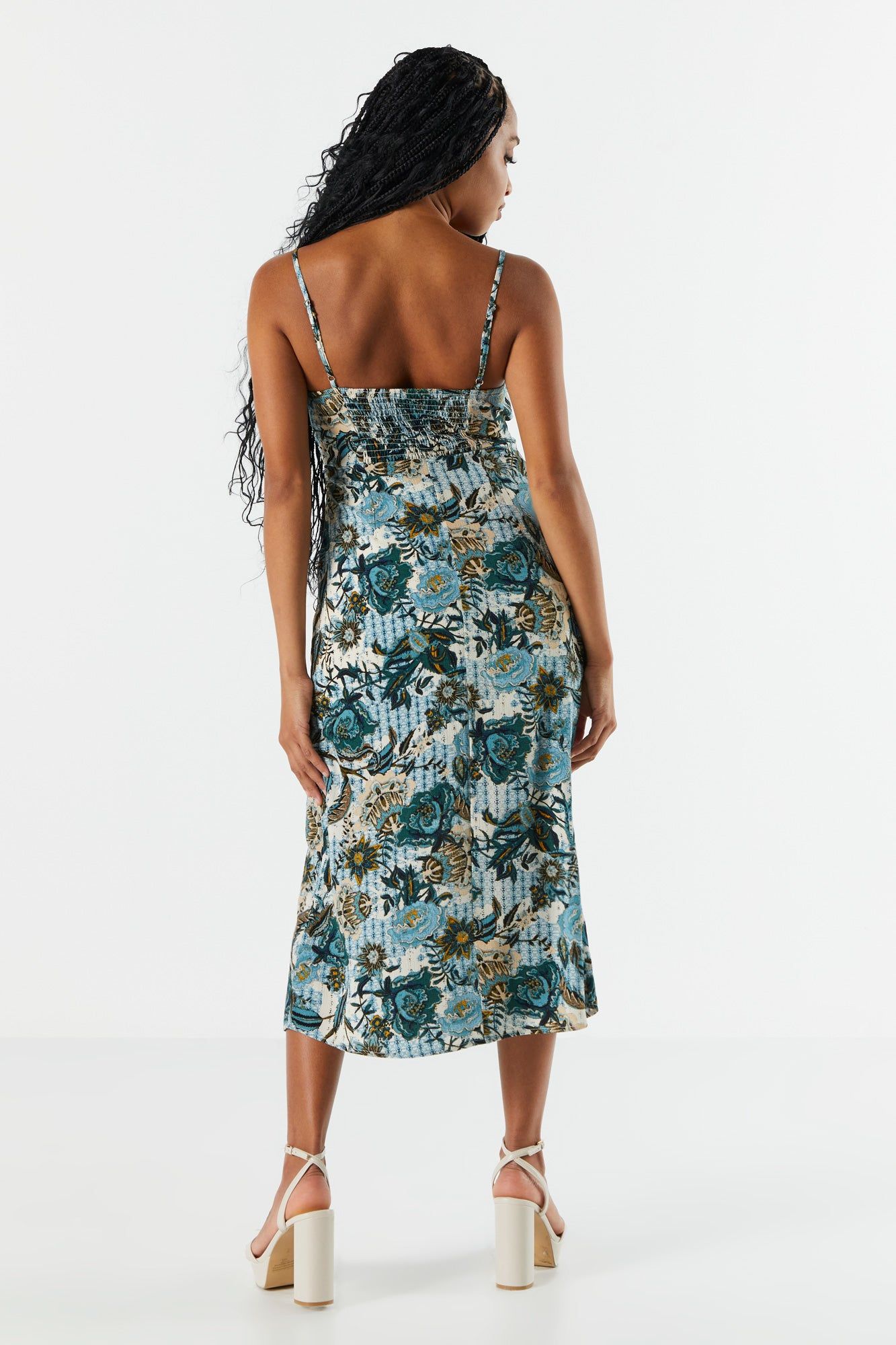 Robe midi fleurie bleue avec découpes sold by Urban Planet product image thumbnail 2