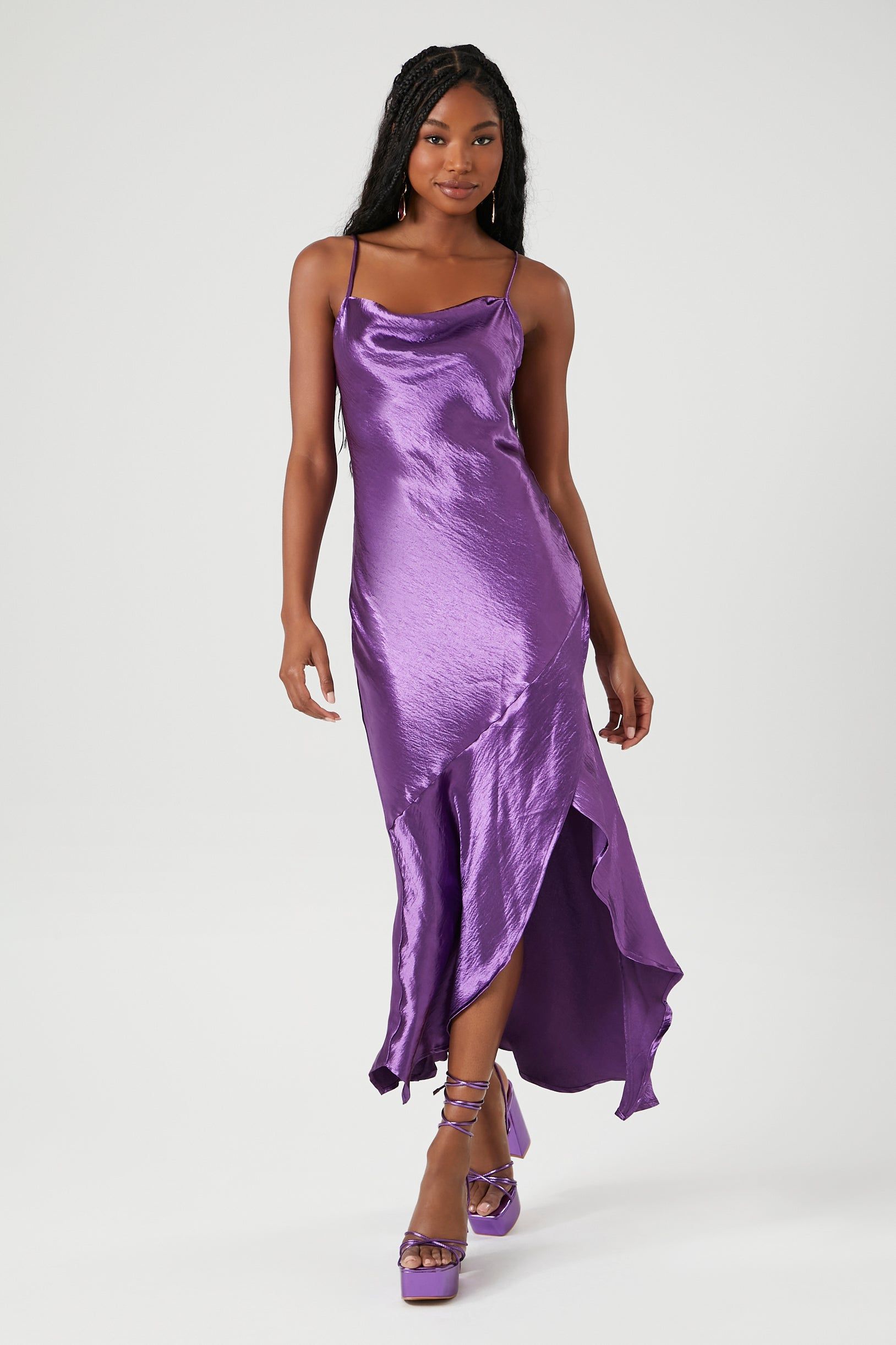 Robe asymétrique à enfiler en satin métallisé sold by Urban Planet product image thumbnail 9