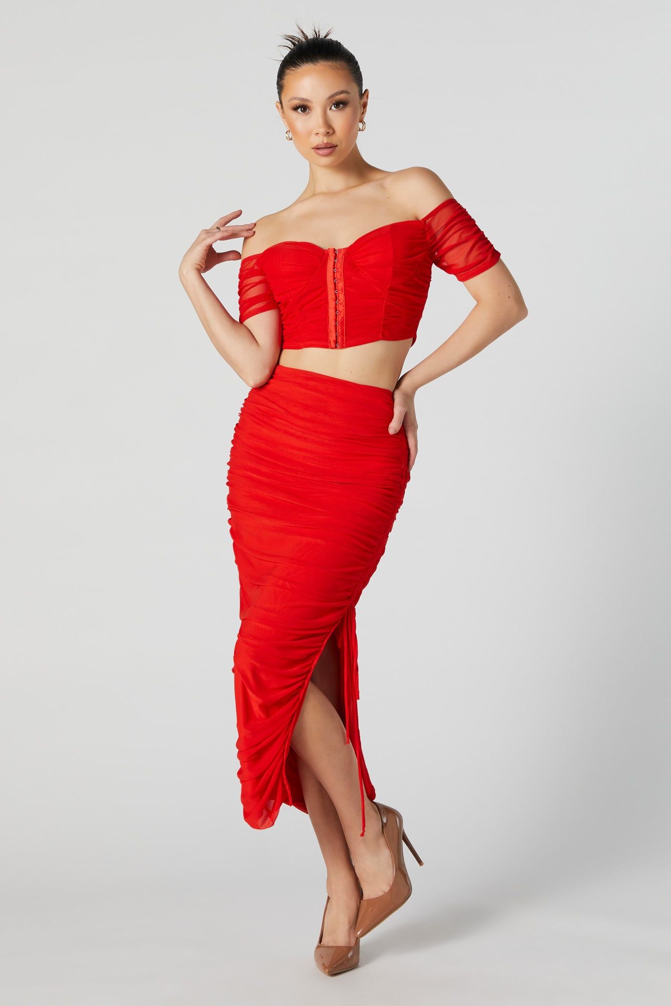 Haut court en filet ruché avec décolleté en coeur sold by Urban Planet product image thumbnail 3