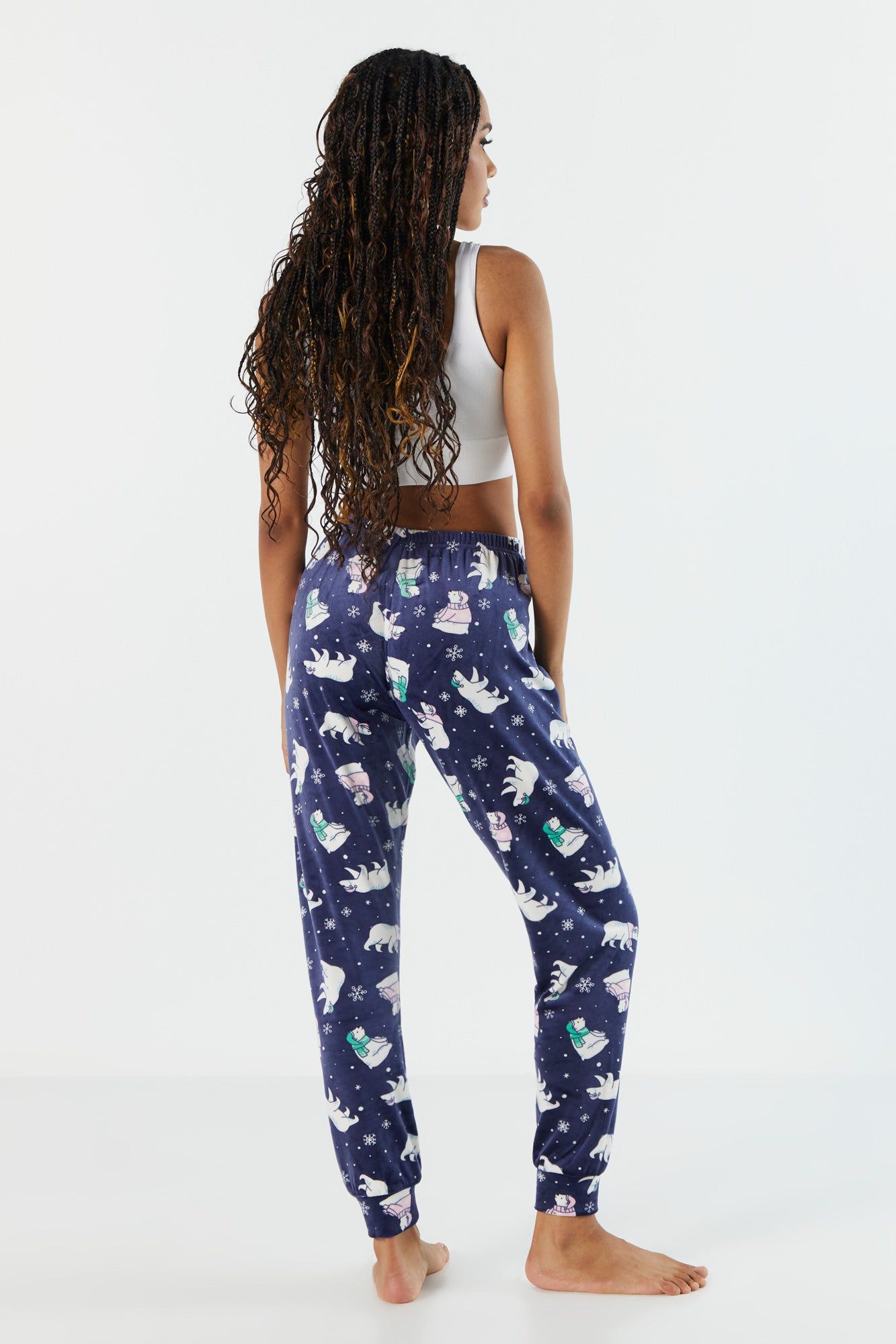 Jogger de pyjama en velours avec motif d'ours polaire sold by Urban Planet product image thumbnail 3