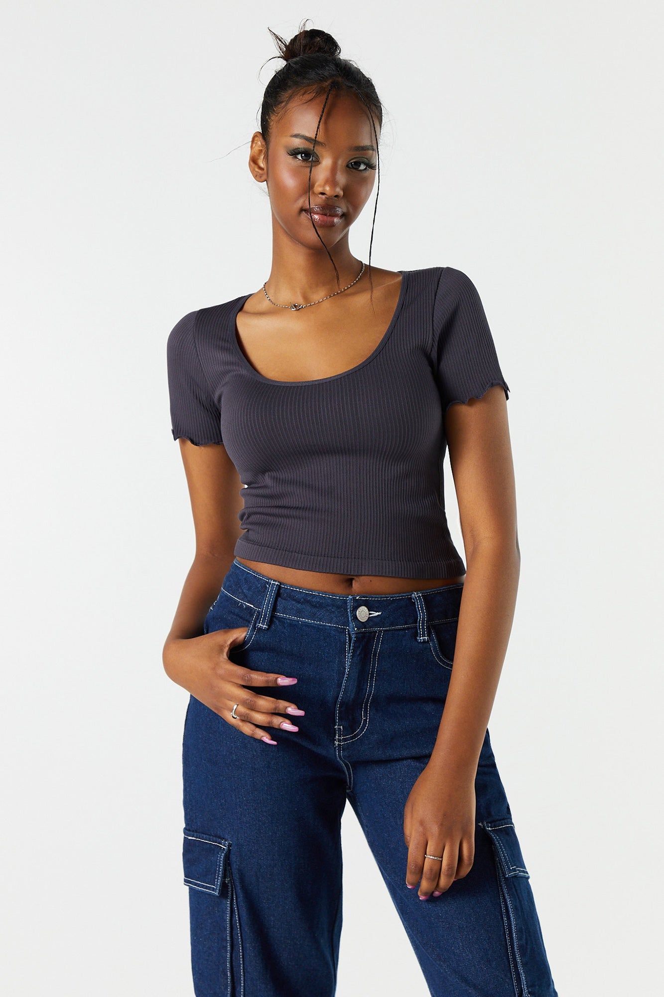 Seamless Ribbed Lettuce Trim T-Shirt sold by Urban Planet product image thumbnail 7