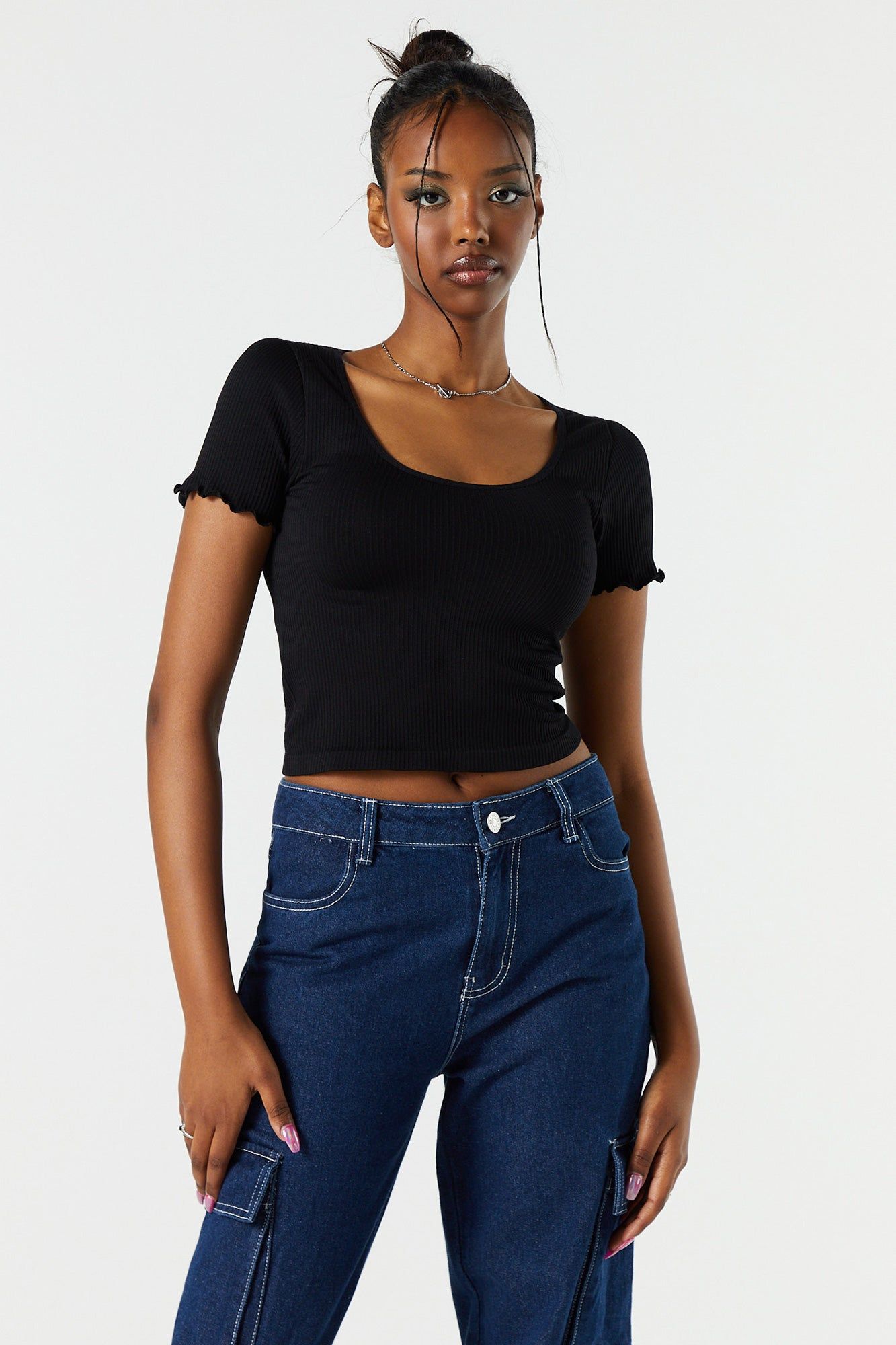 Seamless Ribbed Lettuce Trim T-Shirt sold by Urban Planet product image thumbnail 4