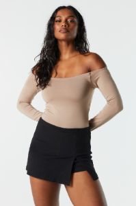 Maillot profilé à épaules dénudées sold by Urban Planet