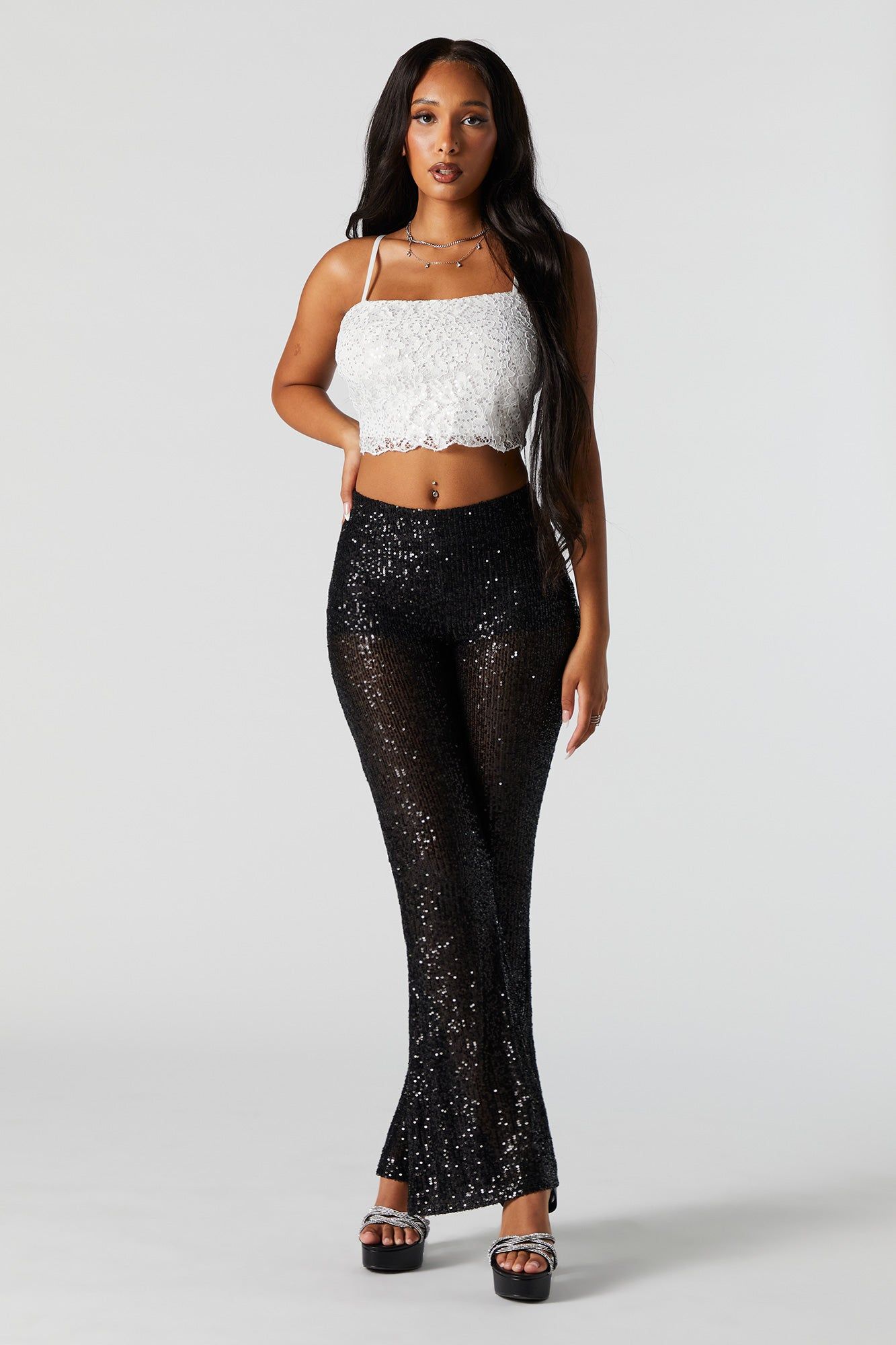 Camisole en dentelle avec paillettes sold by Urban Planet product image thumbnail 4