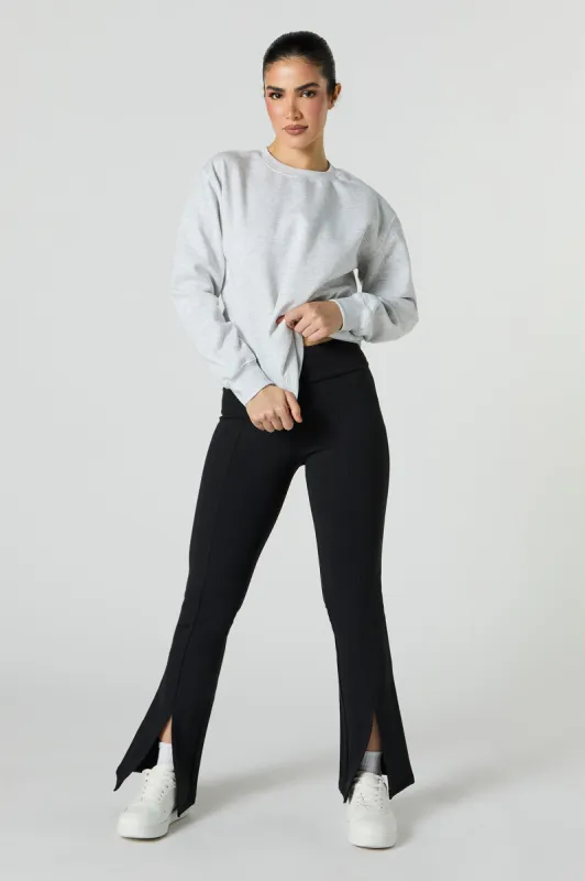 Pantalon à jambe évasée avec fente sold by Urban Planet