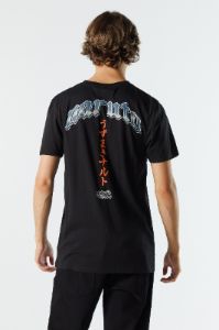 T-shirt à imprimé Naruto sold by Urban Planet