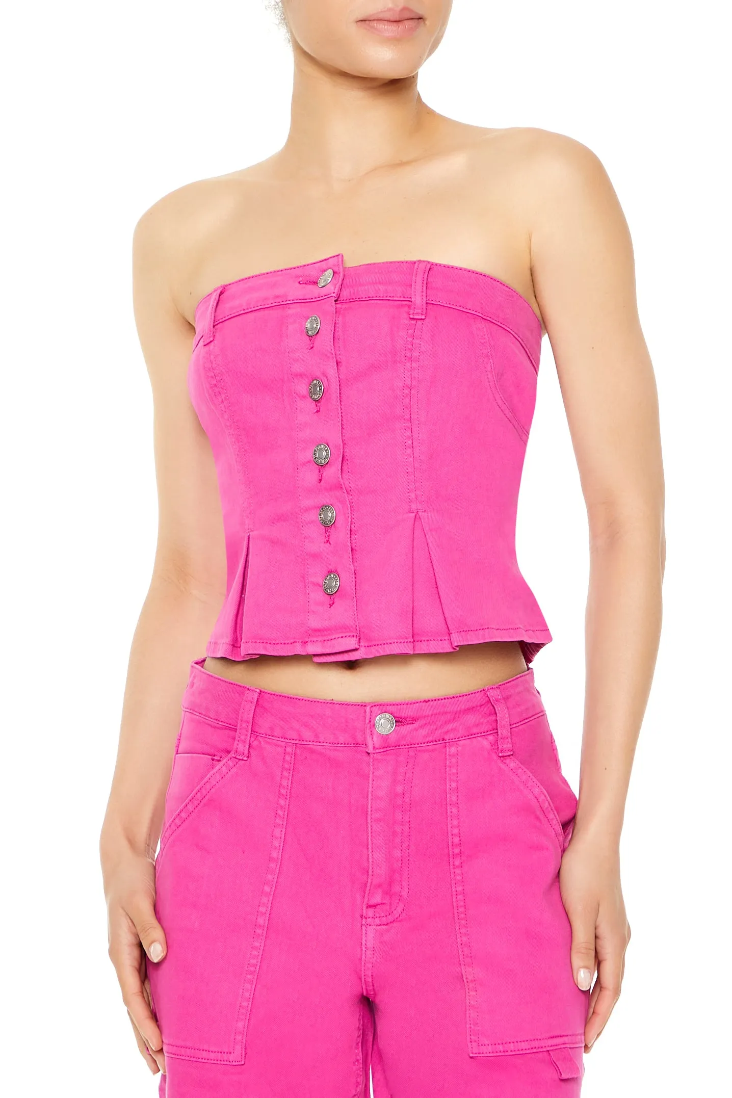 Haut tubulaire court boutonné en denim sold by Urban Planet