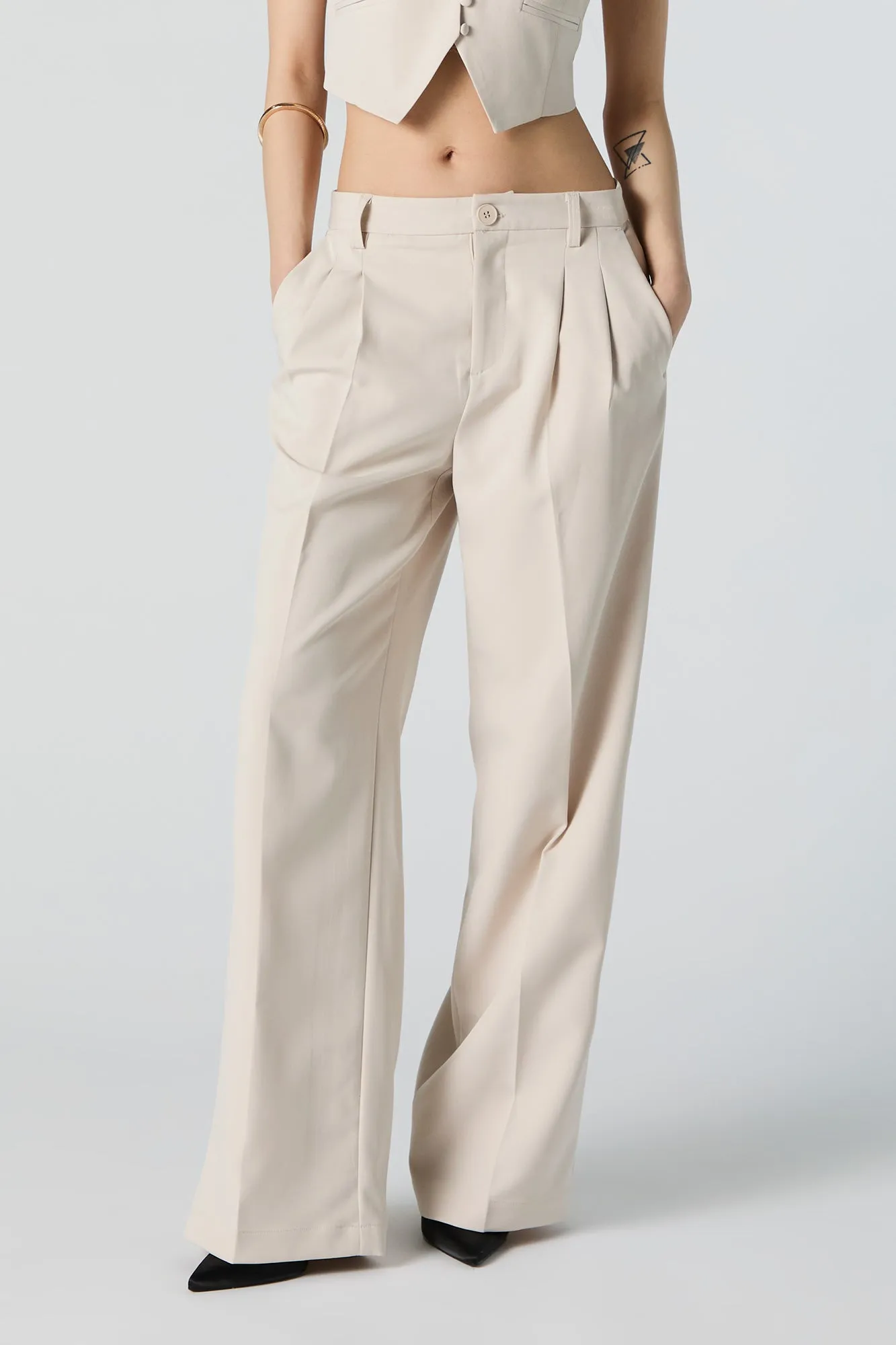 Pantalon habillé plissé à jambe droite sold by Urban Planet product image thumbnail 5