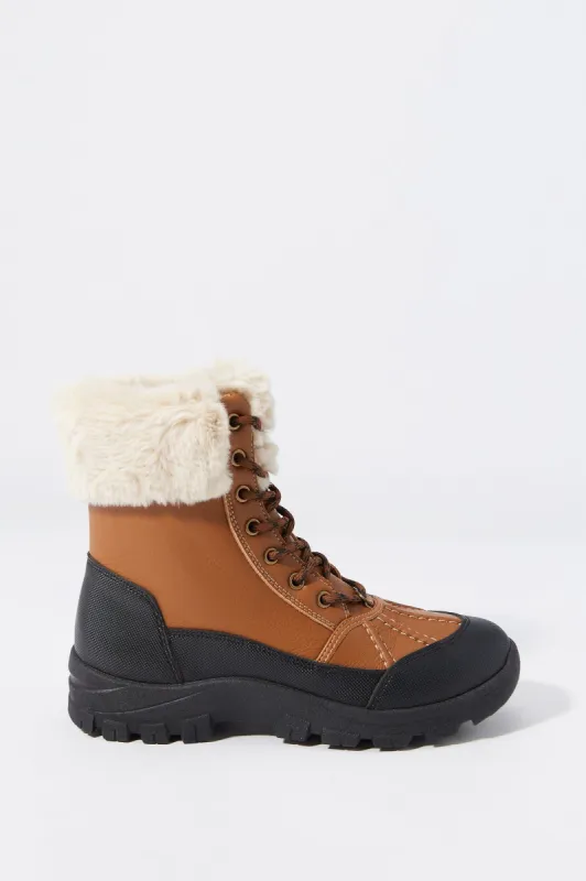Bottes lacées avec rebords en similifourrure sold by Urban Planet