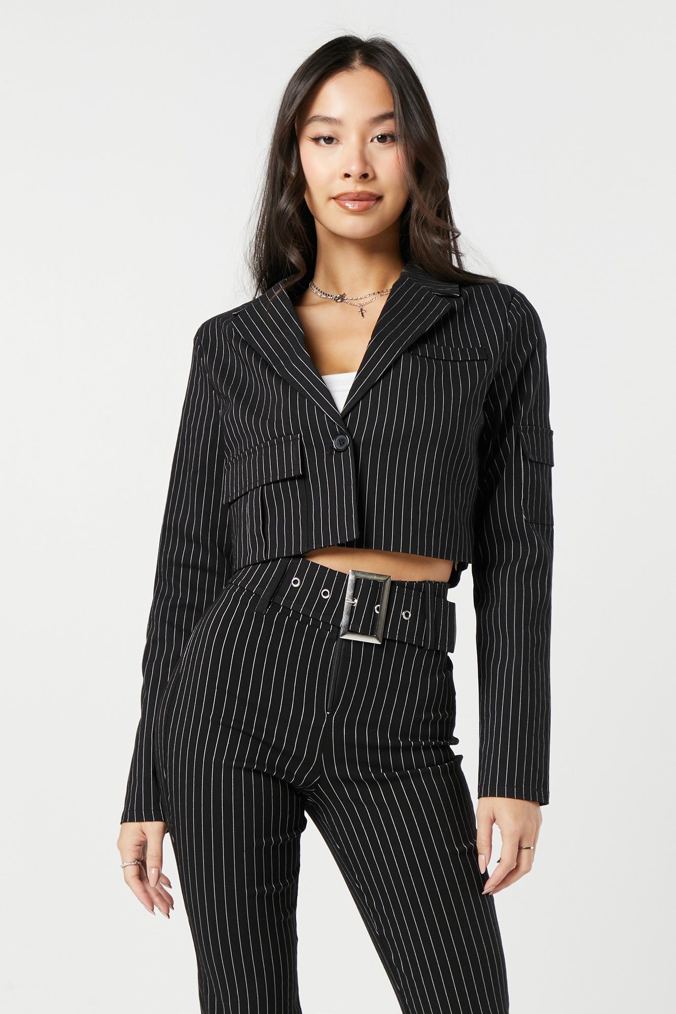 Blazer court rayé en sergé sold by Urban Planet