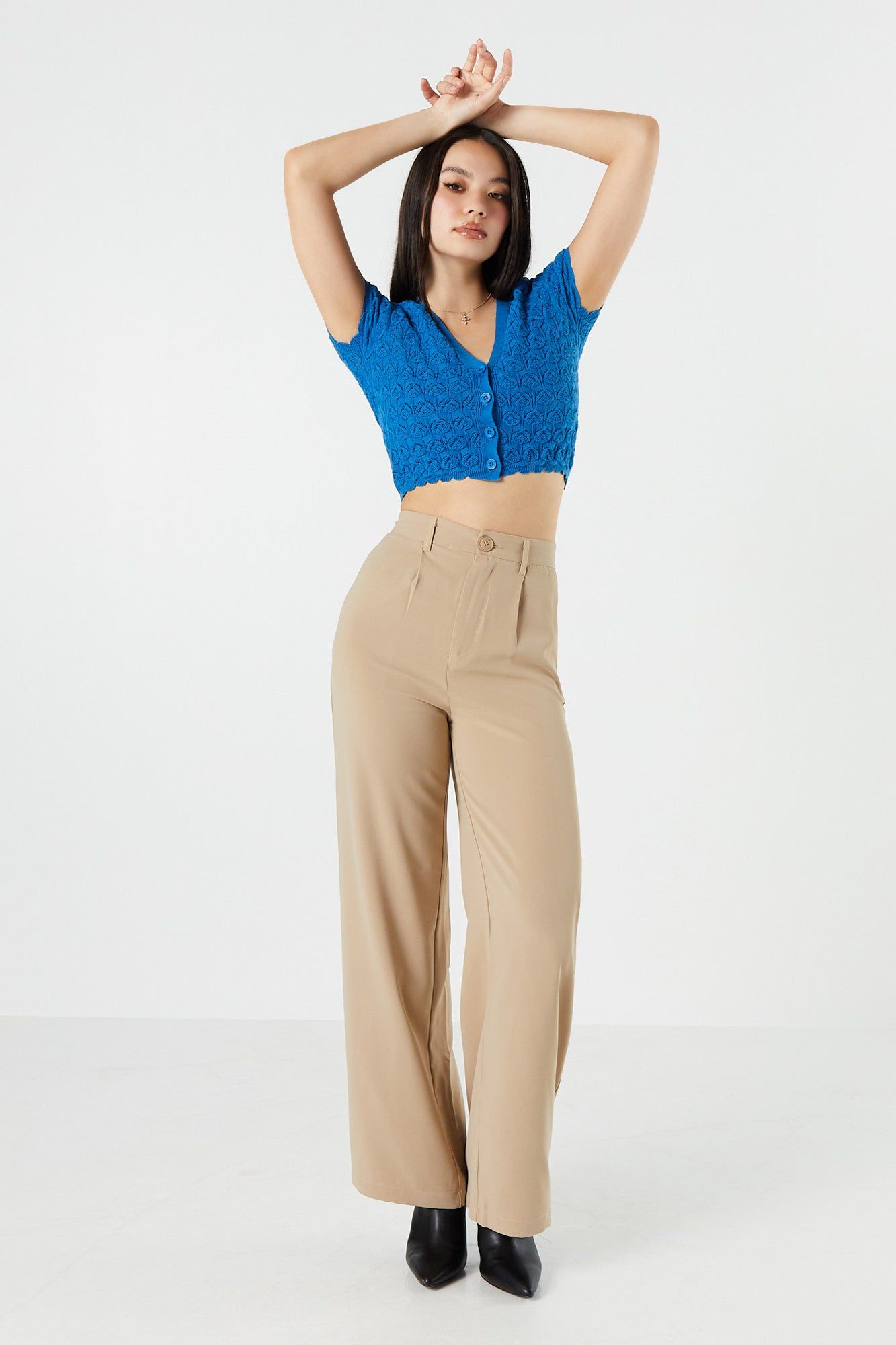 Haut boutonné en tricot de pointelle sold by Urban Planet product image thumbnail 12