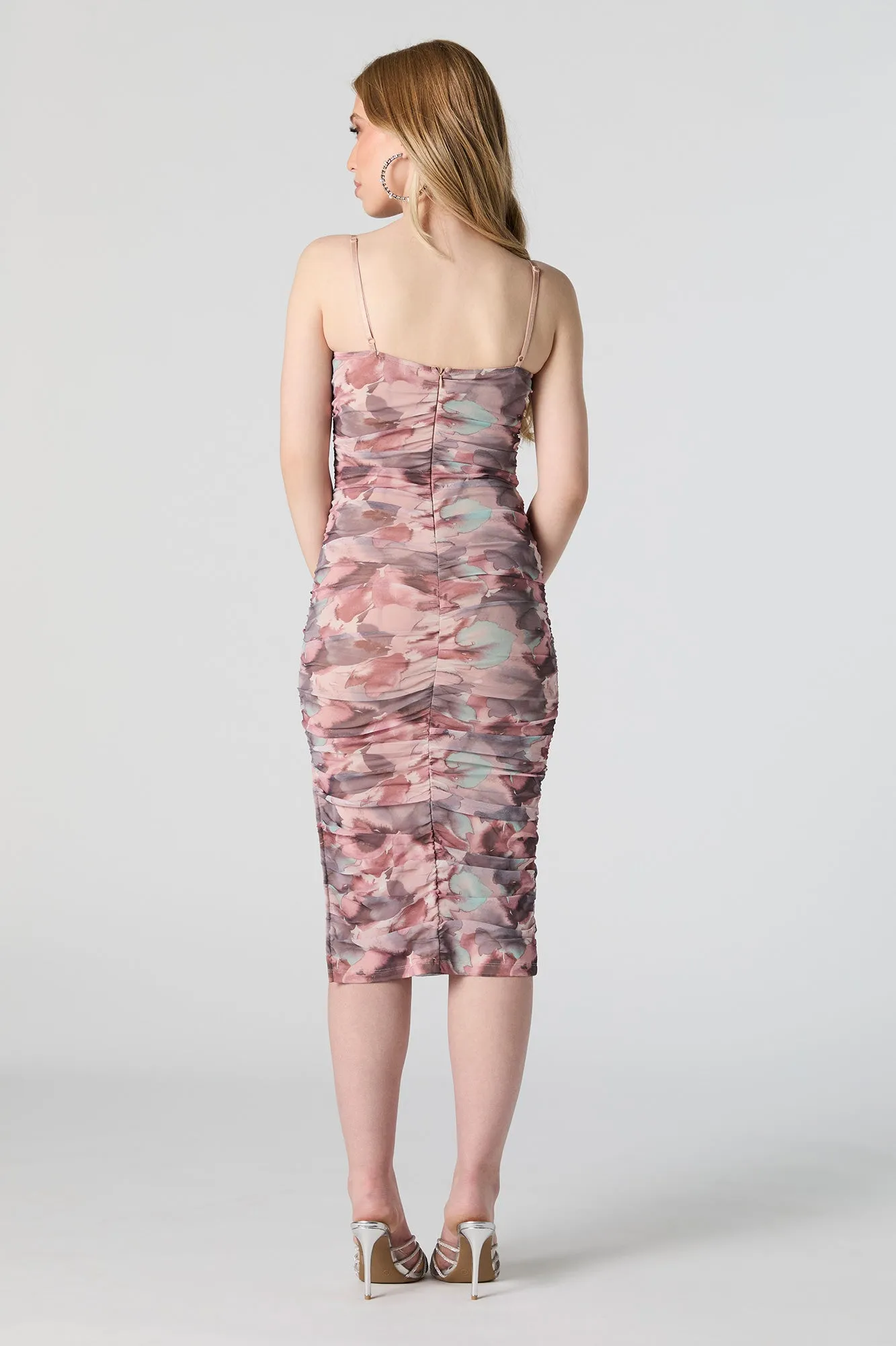 Robe midi moulante ruchée en filet sold by Urban Planet product image thumbnail 3