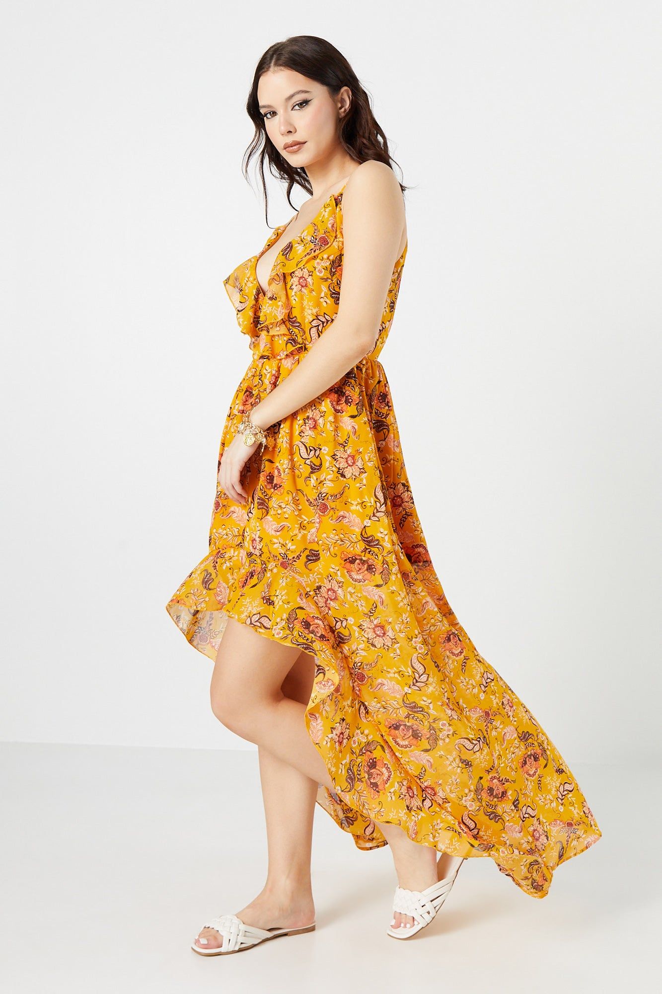 Robe maxi asymértique fleurie en chiffon sold by Urban Planet product image thumbnail 3