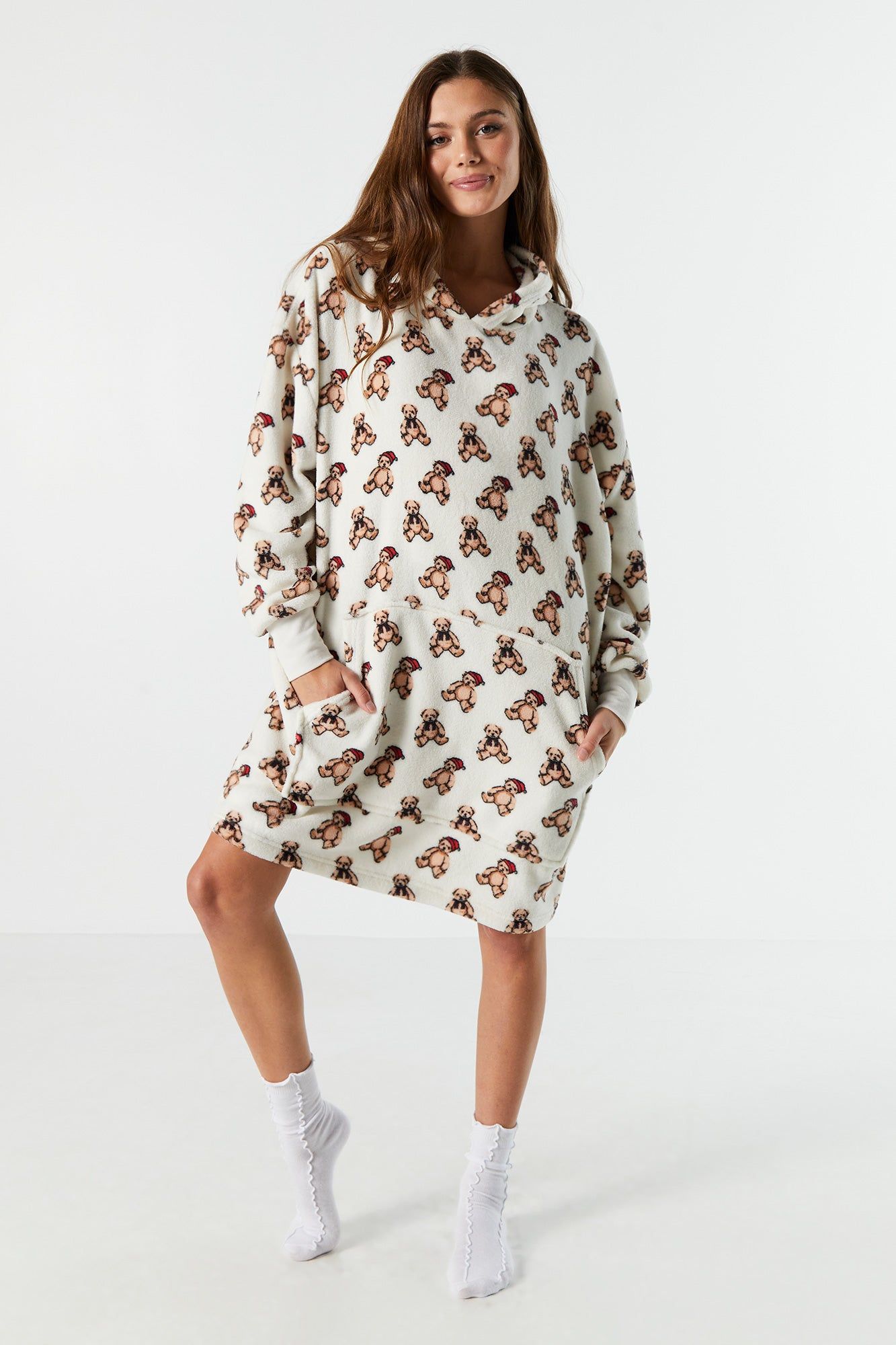 Haut surdimensionné à imprimé Ours de Noël sold by Urban Planet product image thumbnail 4