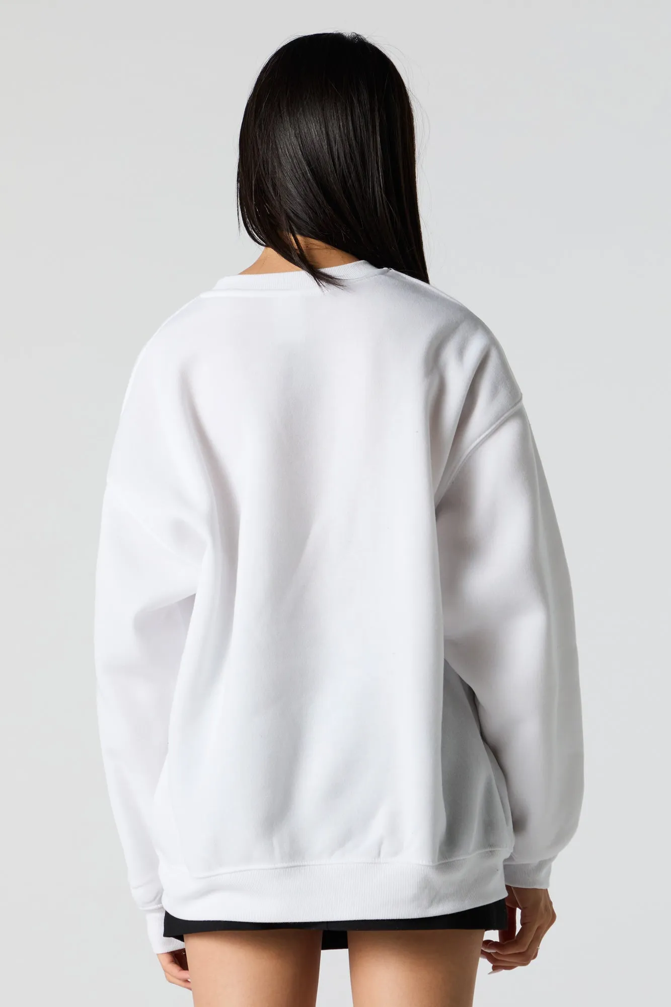 Chandail à imprimé Hello Kitty avec boucle rose sold by Urban Planet product image thumbnail 2