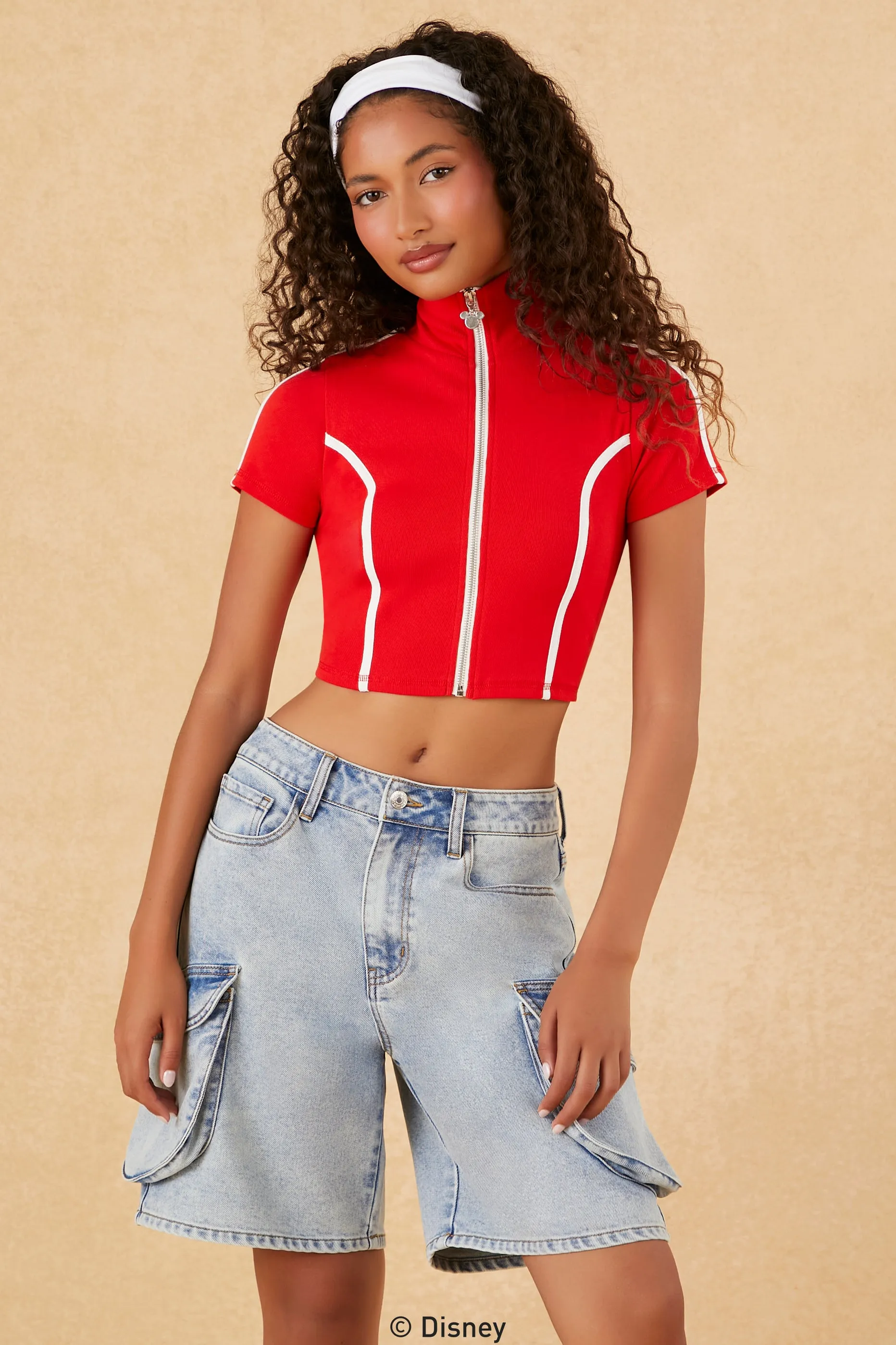 Haut court à imprimé Disney Minnie Mouse avec fermeture à glissière sold by Urban Planet product image thumbnail 4