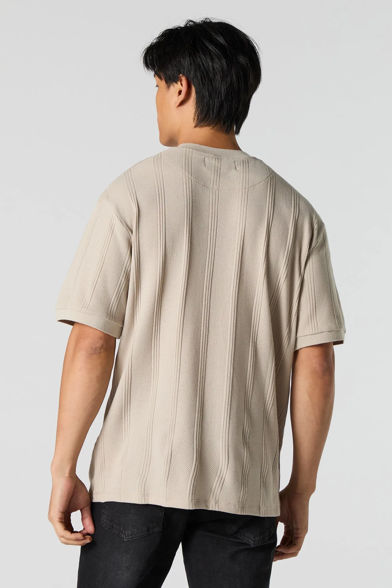 T-shirt texturé avec motif vertical sold by Urban Planet product image thumbnail 3