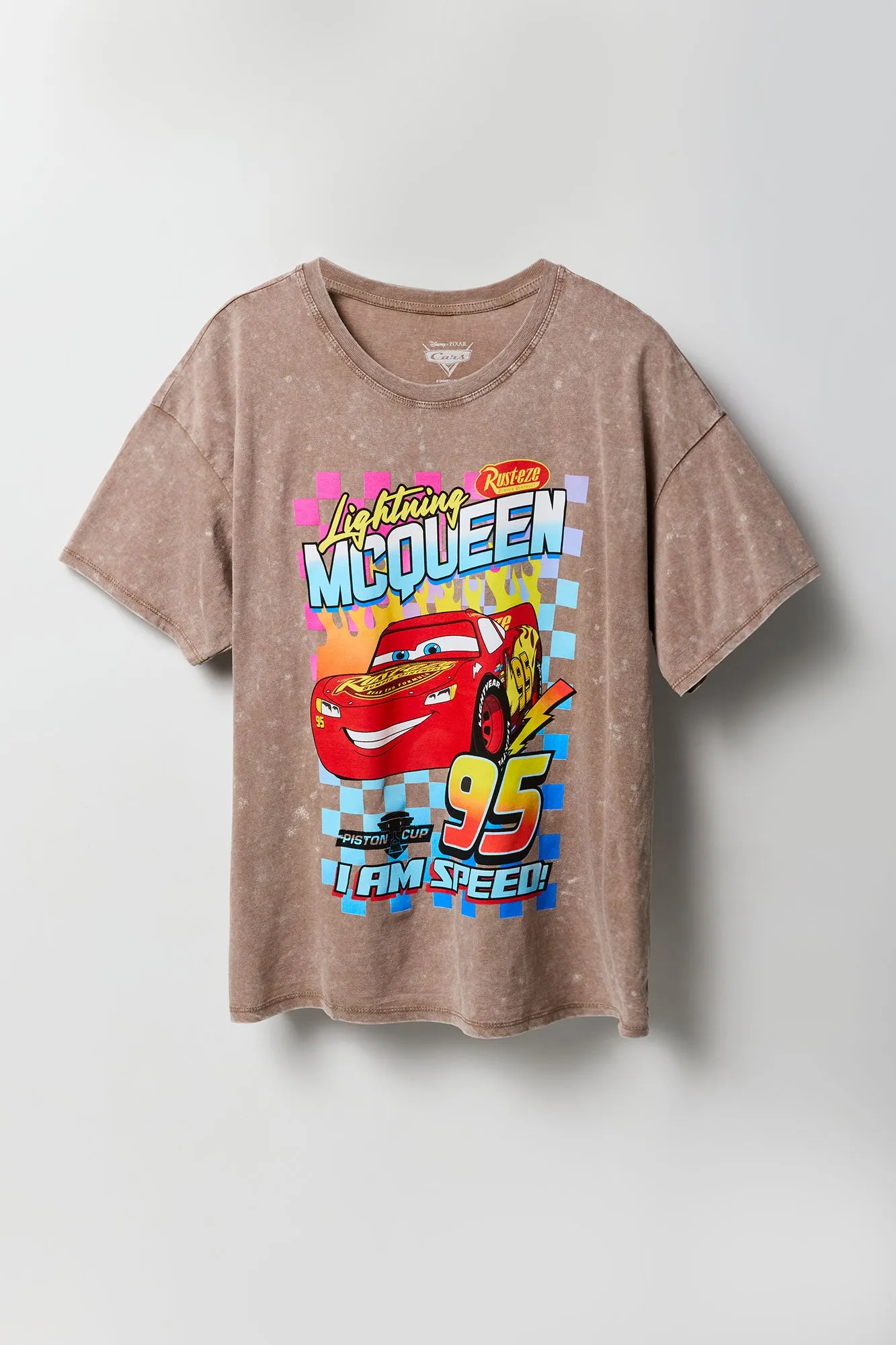 T-shirt de coupe garçonne délavé à imprimé Lightning McQueen sold by Urban Planet product image thumbnail 4
