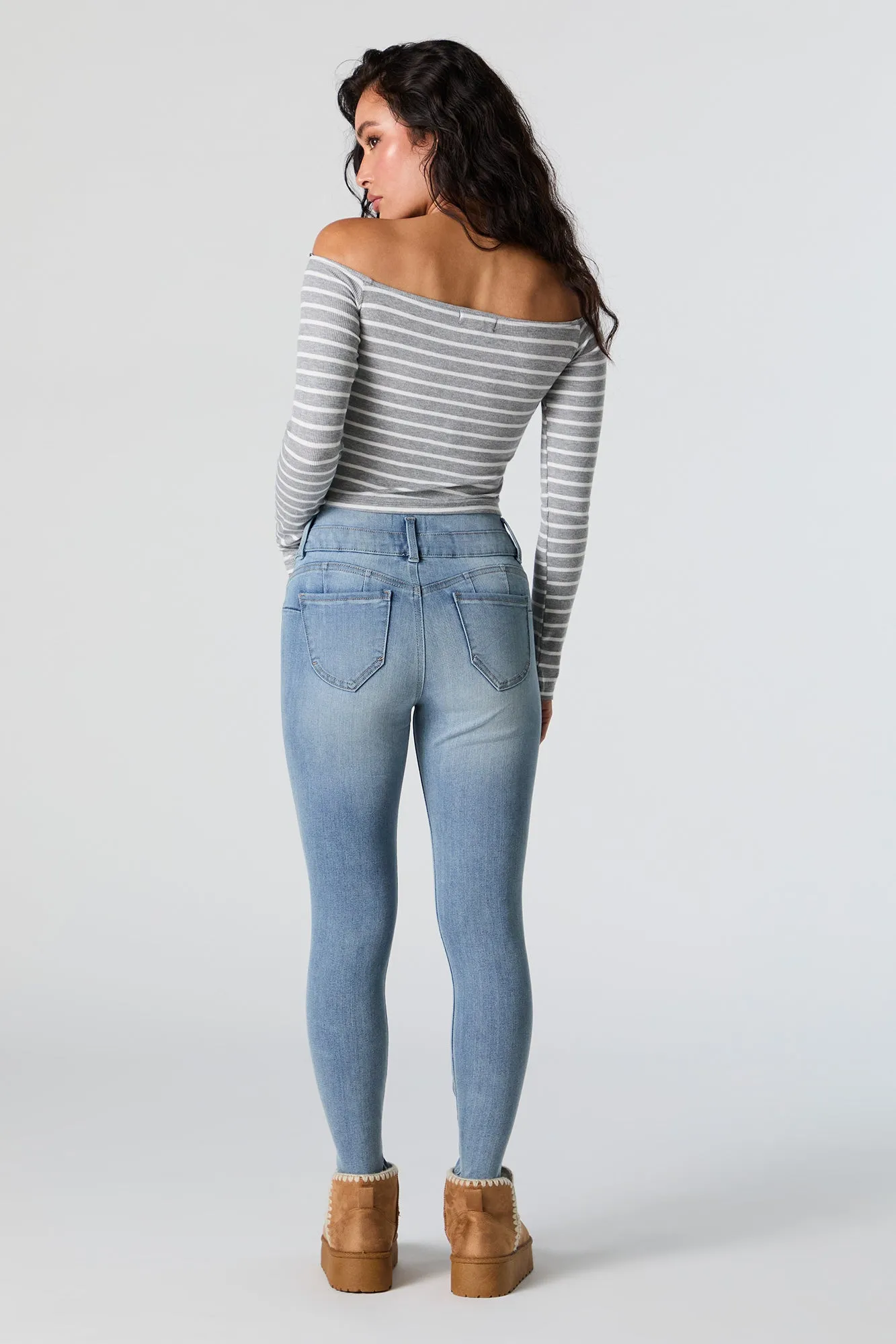 Jean ajusté délavé moyen à taille empilée sold by Urban Planet product image thumbnail 3