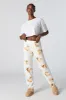 Pantalon de pyjama imprimé en peluche sold by Urban Planet