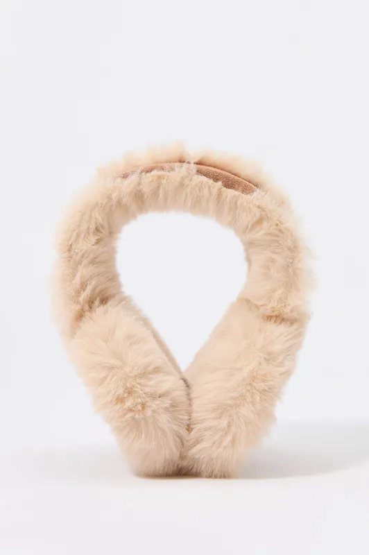 Protège-oreilles en similisuède et similifourrure sold by Urban Planet