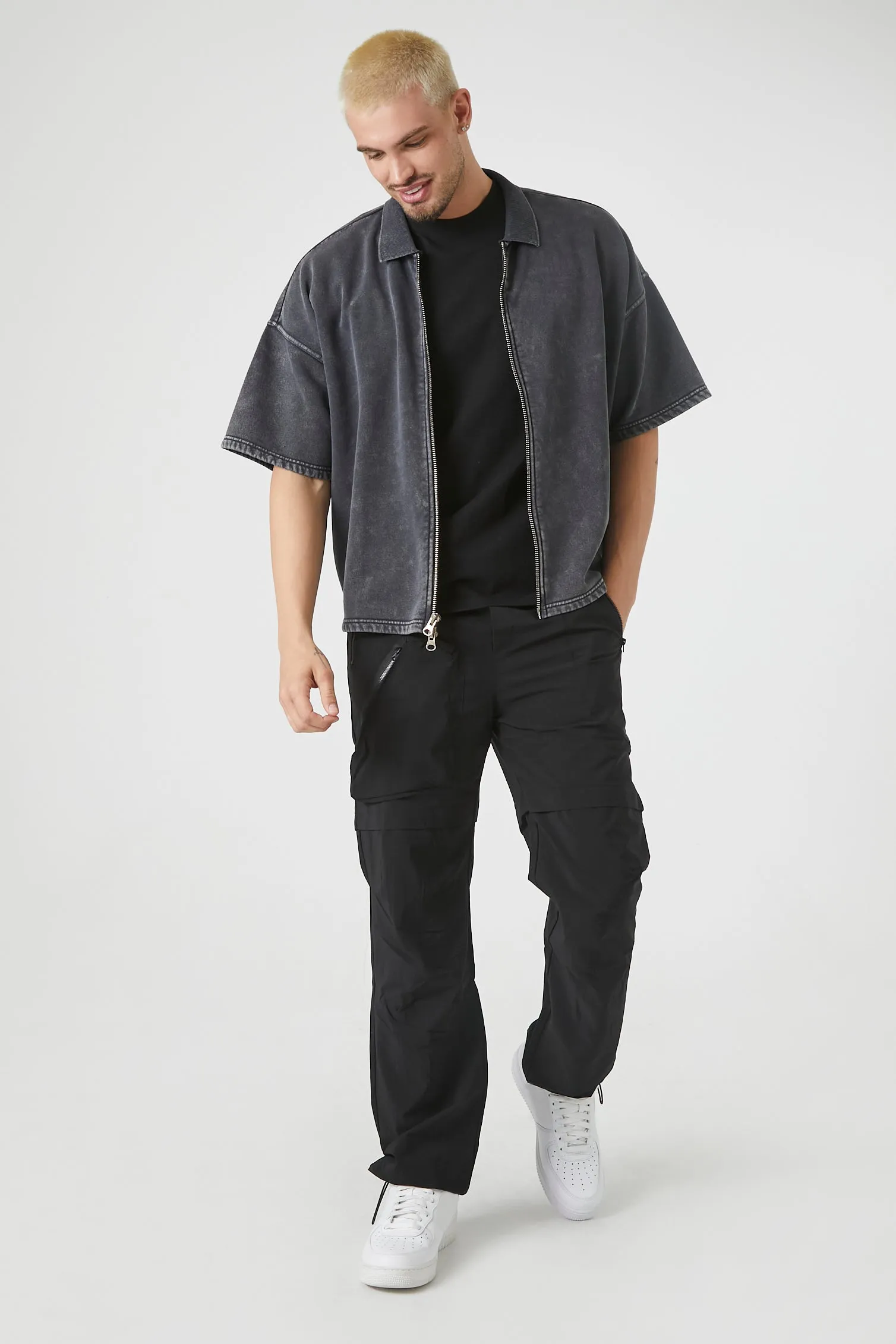 Haut à glissière et manches courtes délavé sold by Urban Planet product image thumbnail 2