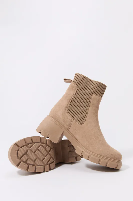 Bottes à panneaux élastiques en tricot côtelé sold by Urban Planet