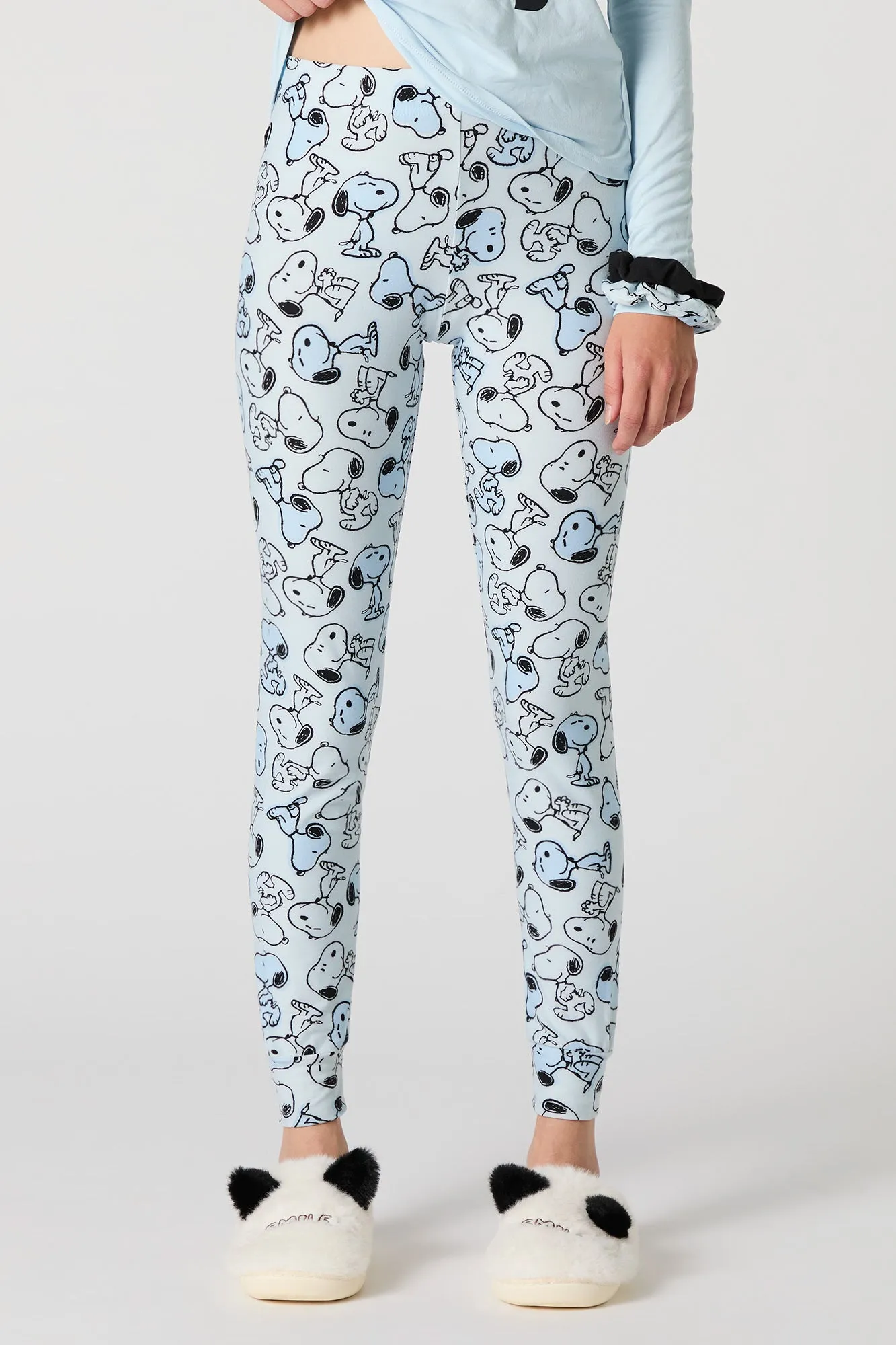 Snoopy Long Sleeve Top & Legging 2 Piece Pajama Set sold by Urban Planet product image thumbnail 3