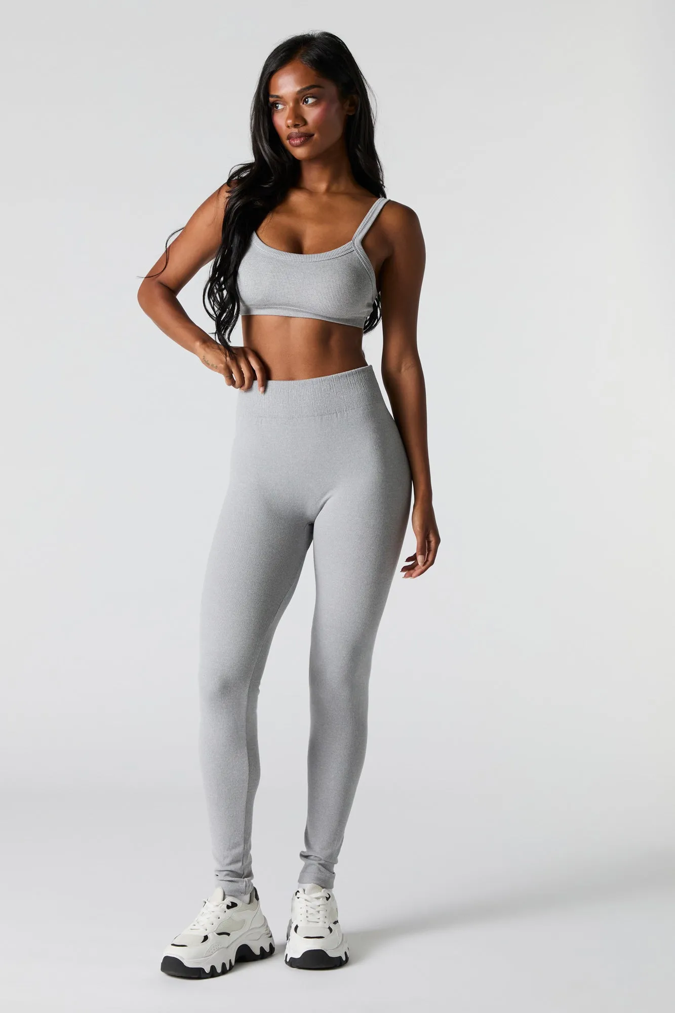 Legging doublé de similifourrure sold by Urban Planet