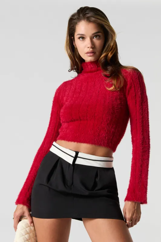 Col roulé court en tricot côtelé pelucheux sold by Urban Planet