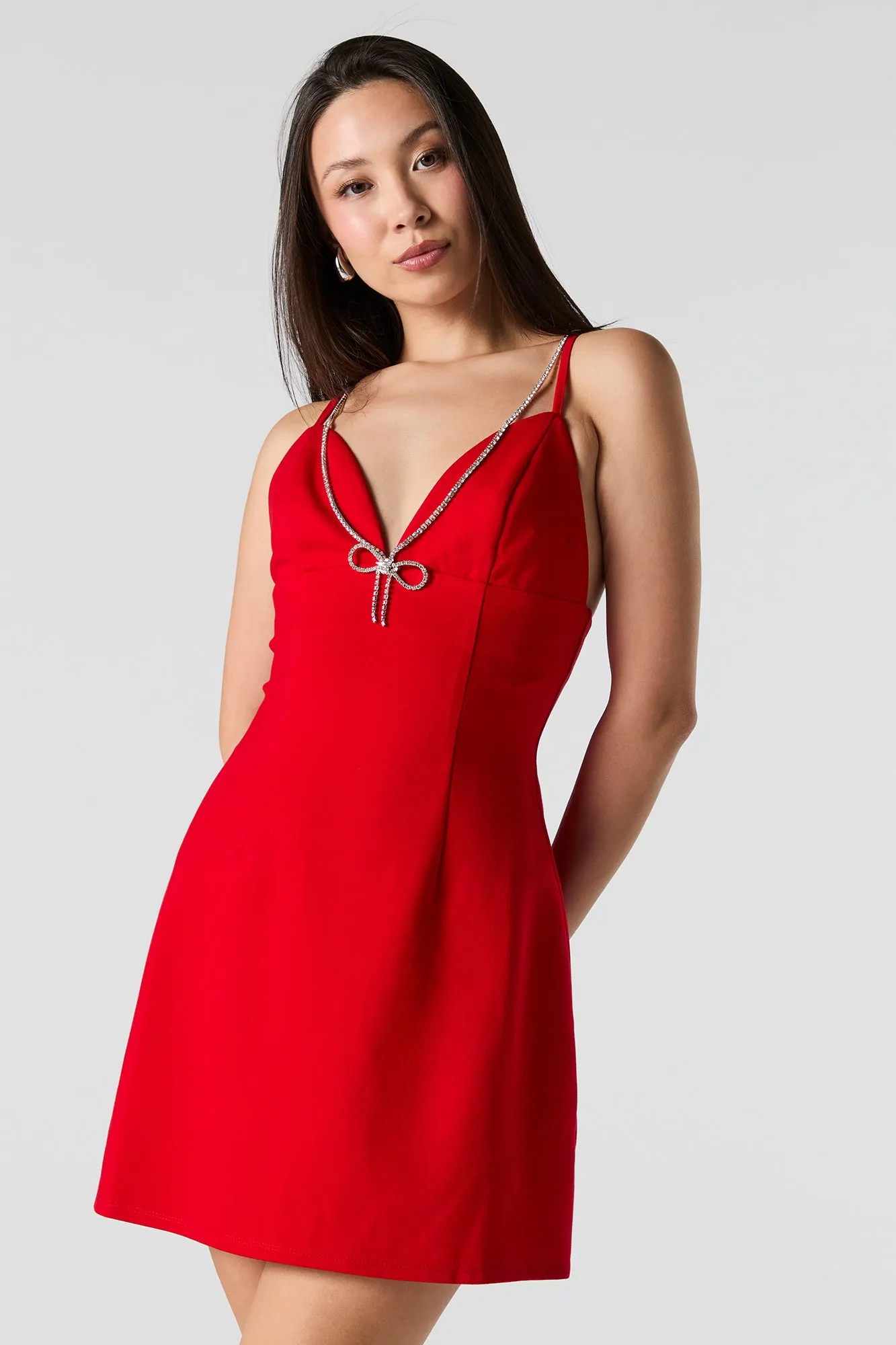 Minirobe bustier avec boucle et pierres du Rhin sold by Urban Planet