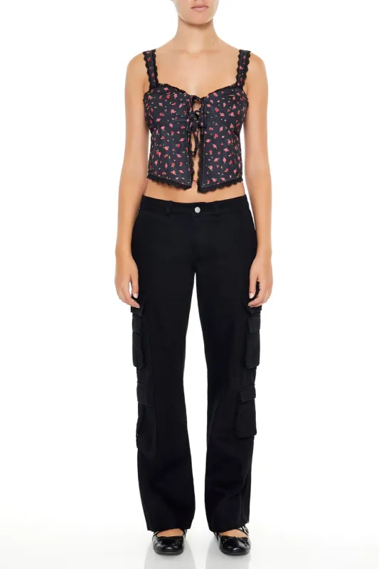 Pantalon cargo avec poches multiples à taille basse sold by Urban Planet