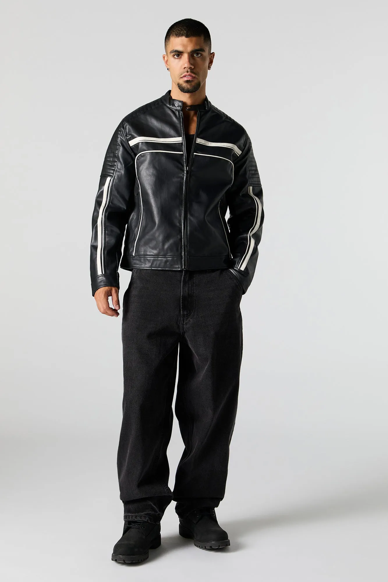 Blouson de style moto en similicuir contrastant sold by Urban Planet product image thumbnail 3
