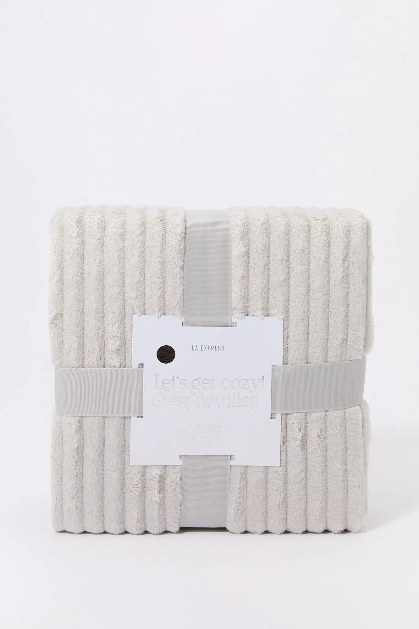 Jeté en similifourrure côtelée sold by Urban Planet product image thumbnail 4