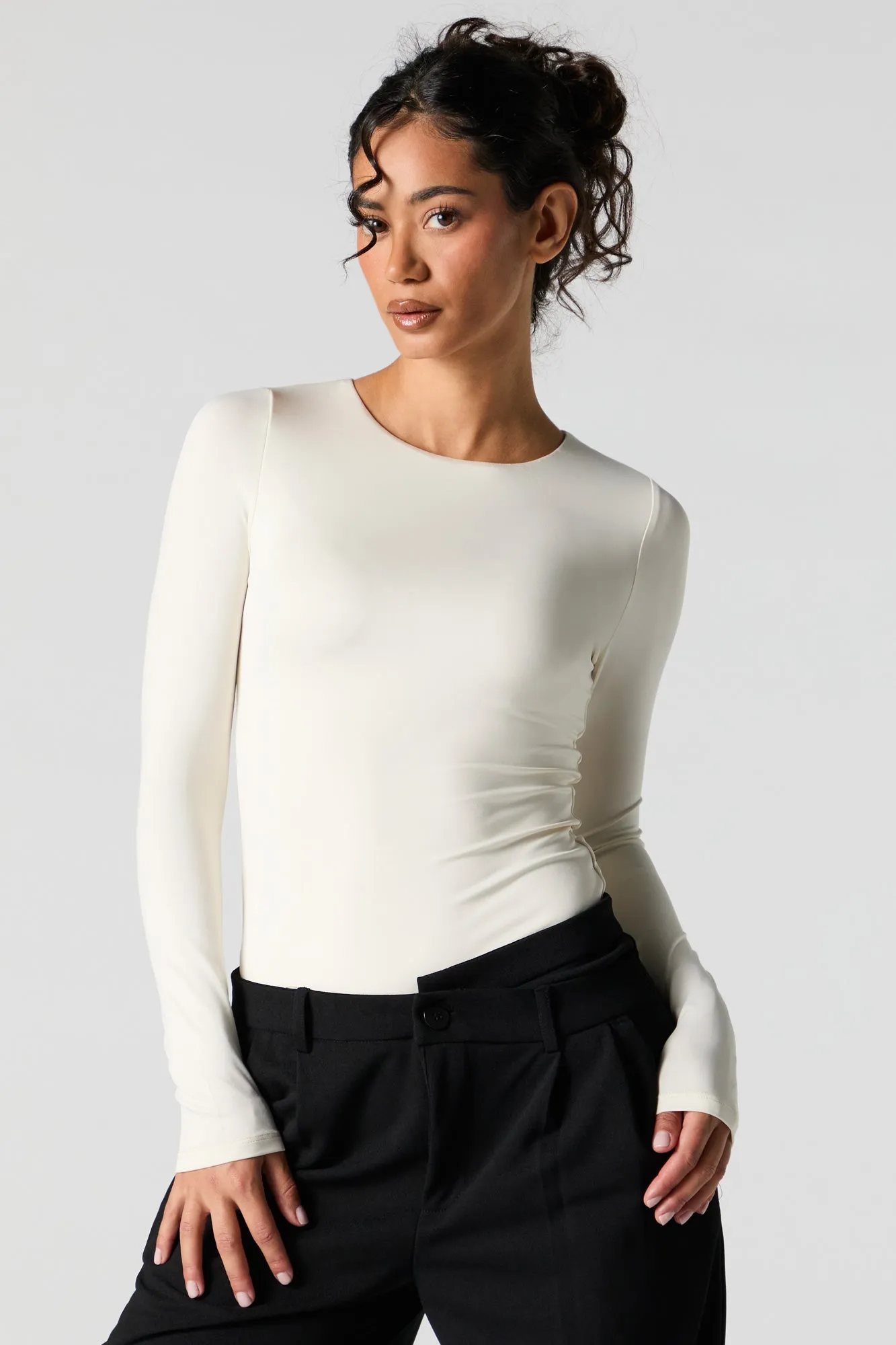 Maillot profilé à manches longues avec encolure arrondie sold by Urban Planet