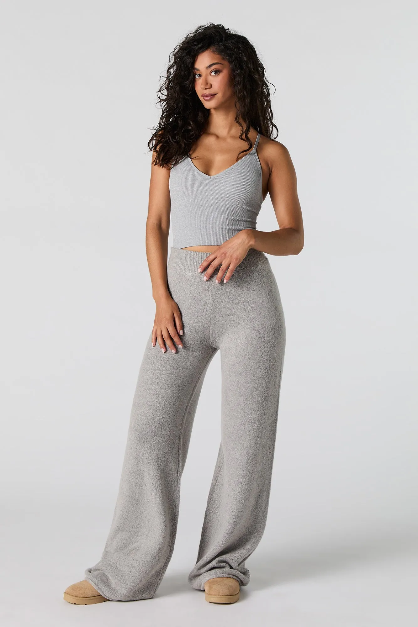 Camisole côtelée courte sans couture à encolure en V sold by Urban Planet product image thumbnail 3