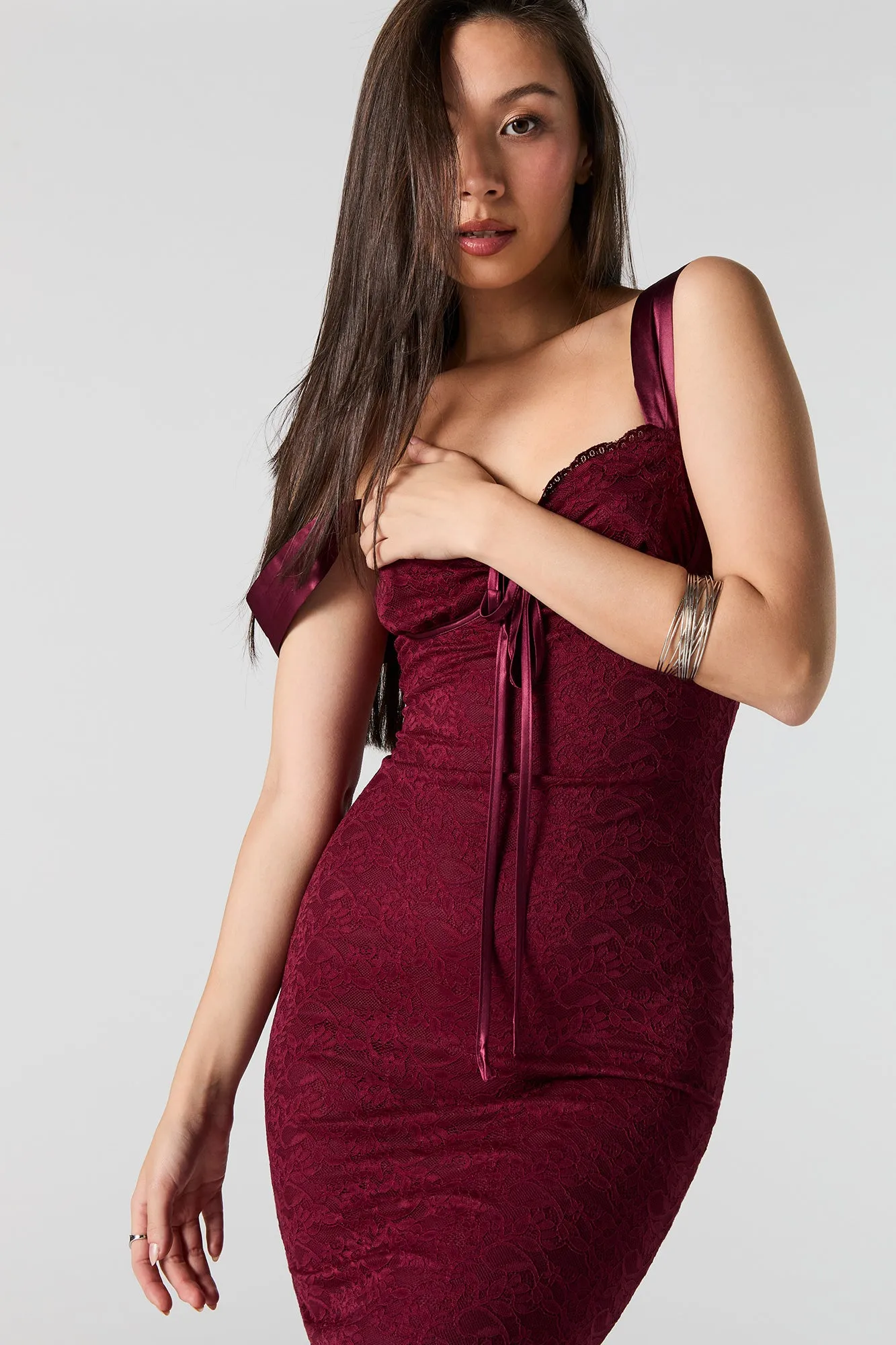 Robe maxi bustier avec dentelle florale sold by Urban Planet product image thumbnail 4
