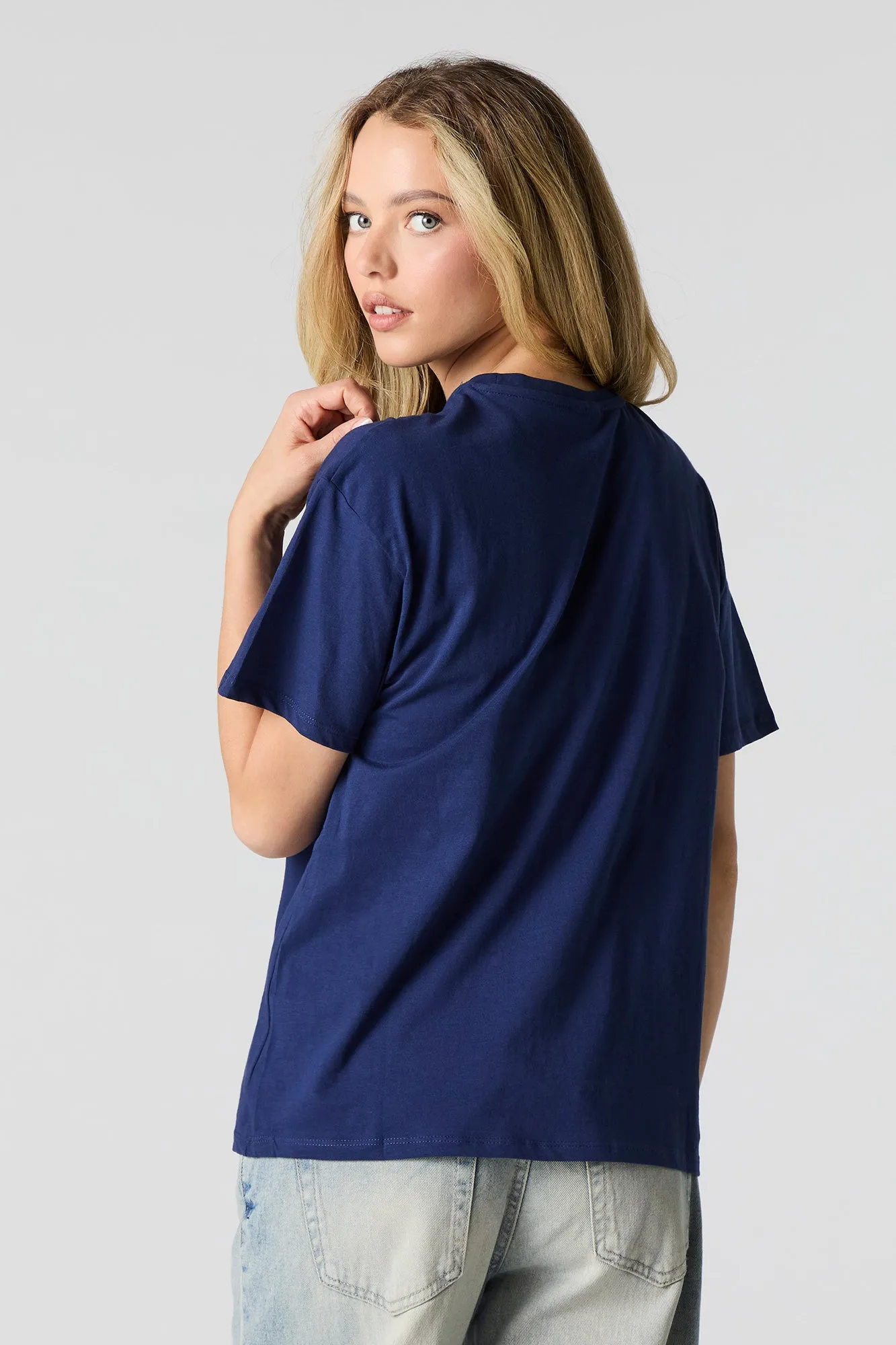 T-shirt de coupe garçonne à imprimé Merry Grinchmas sold by Urban Planet product image thumbnail 3